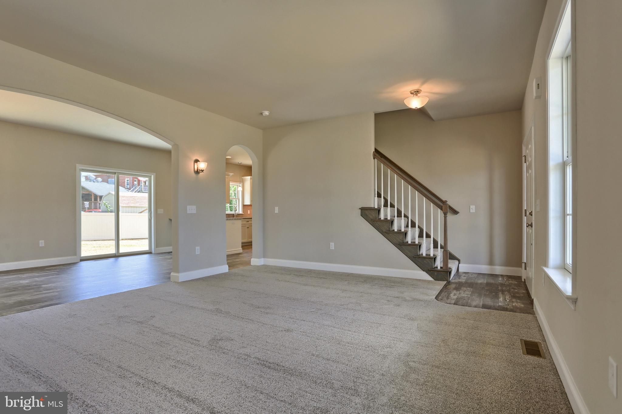 1 Starlight Ln, Lebanon, PA 17046 photo