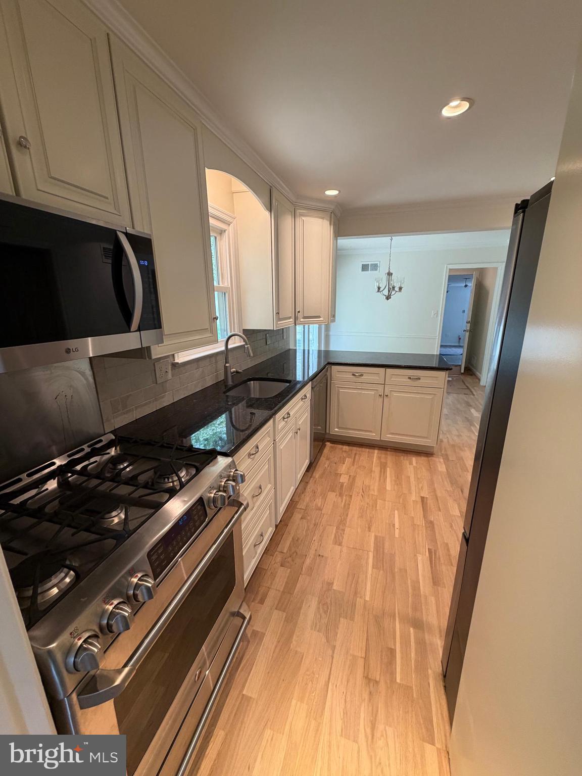 2429 Parallel Ln, Silver Spring, MD 20904 photo