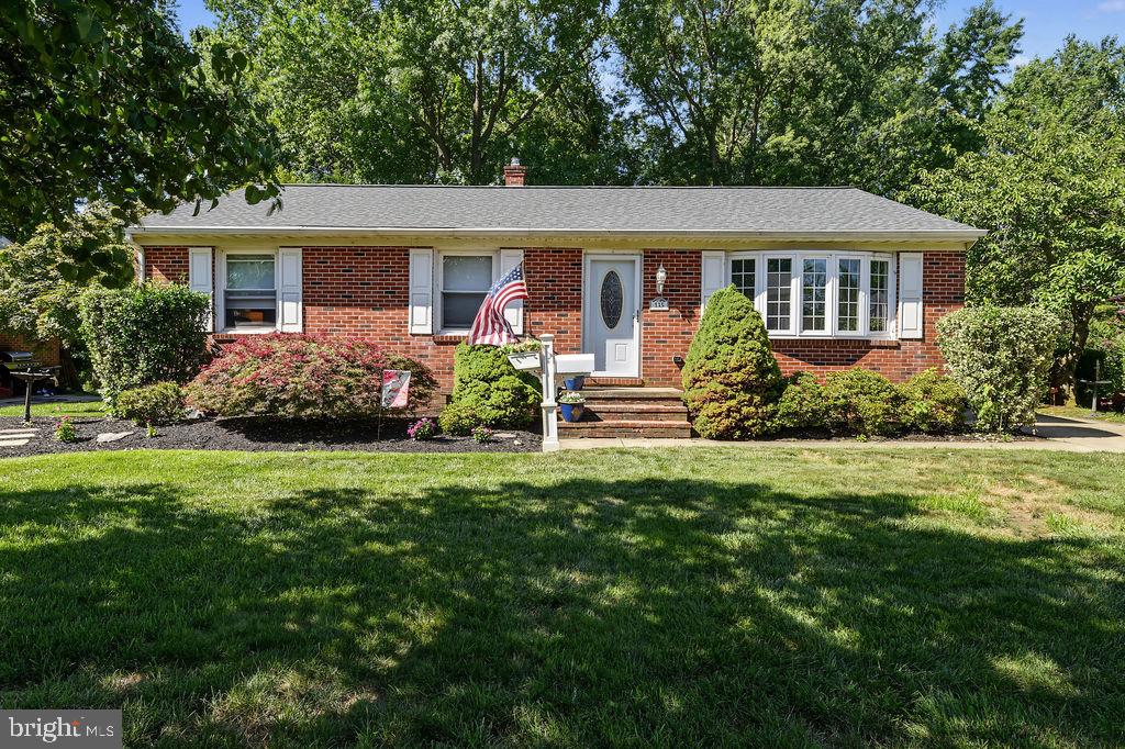 135 Casimir Dr, New Castle, DE 19720