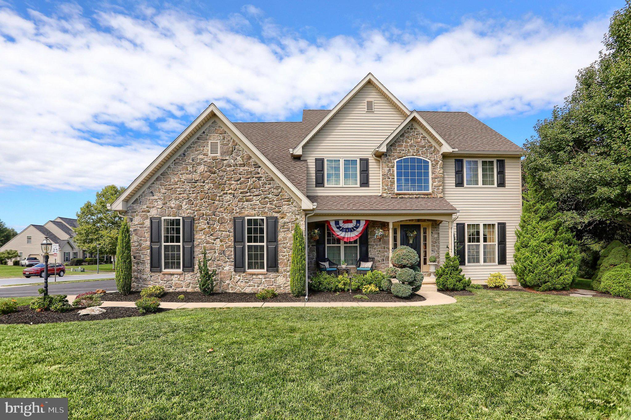1041 Castle Maine Ct, Elizabethtown, PA 17022