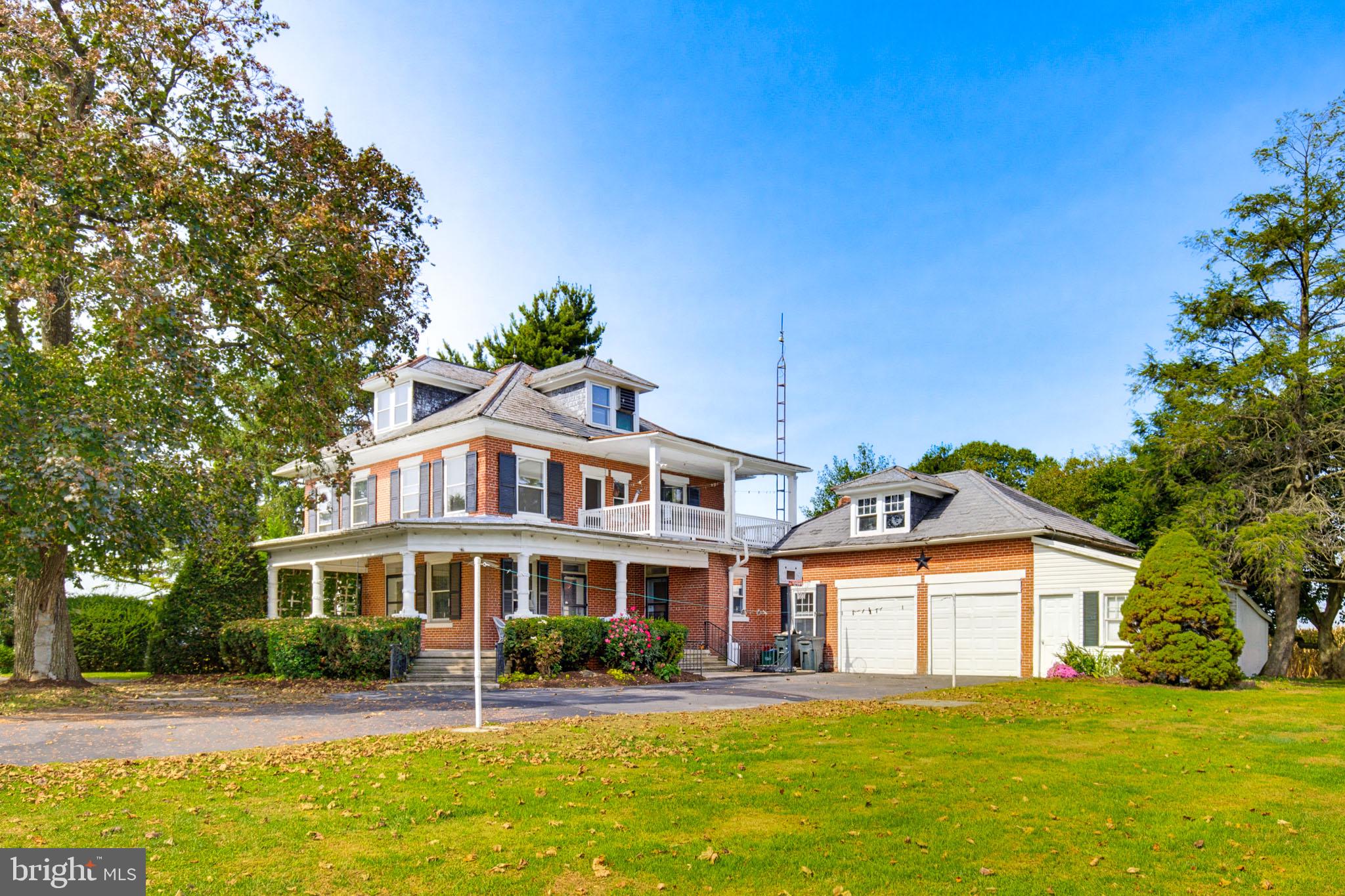 1612 Landisville Rd, Manheim, PA 17545