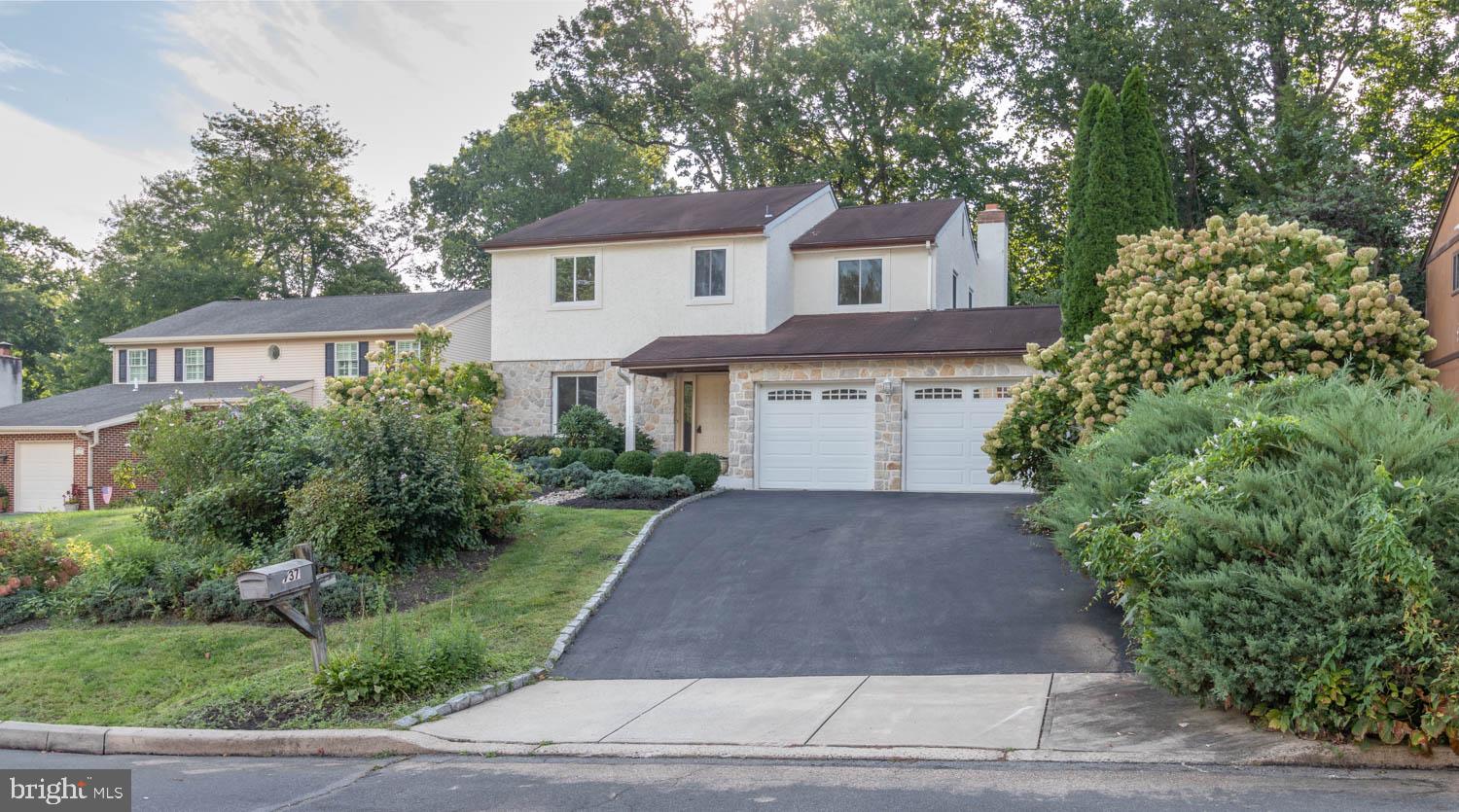 937 Caledonia St, Philadelphia, PA 19128 photo