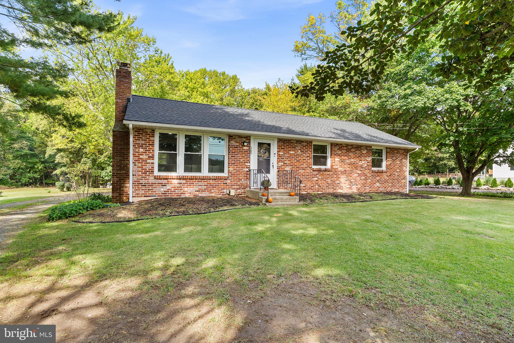 365 Mannington Yorketown Rd, Pilesgrove, NJ 08098