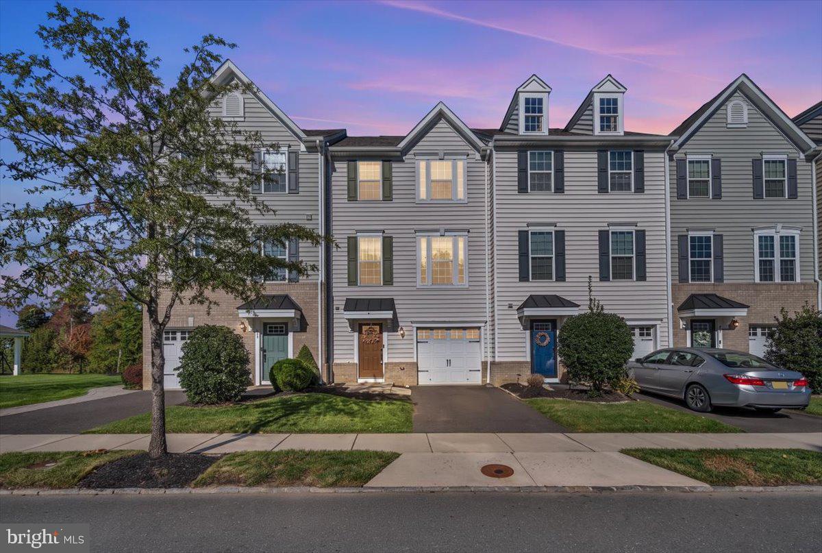 31 Ella Ln, Eastampton, NJ 08060