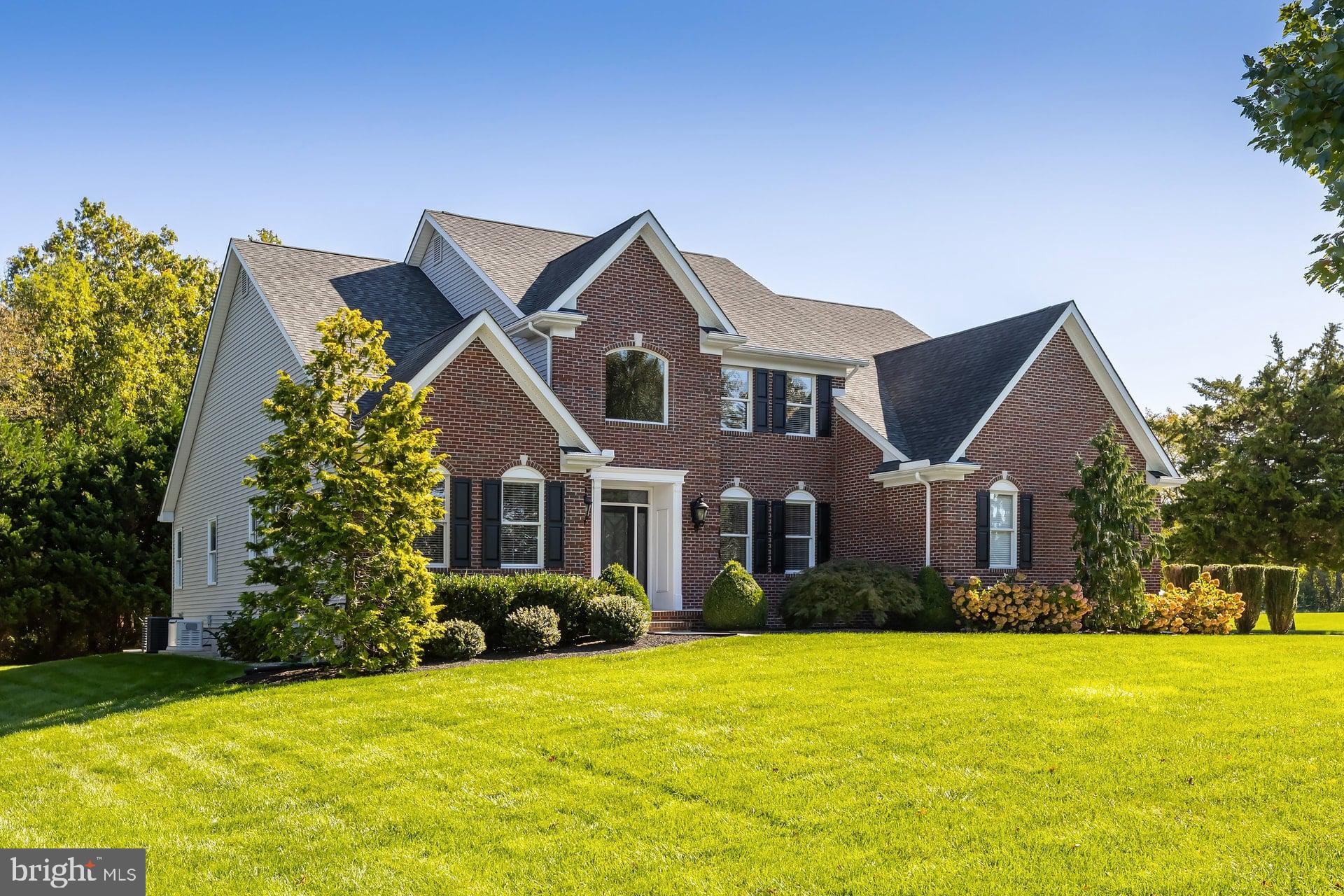 14 Laielli Ct, Vineland, NJ 08360 photo