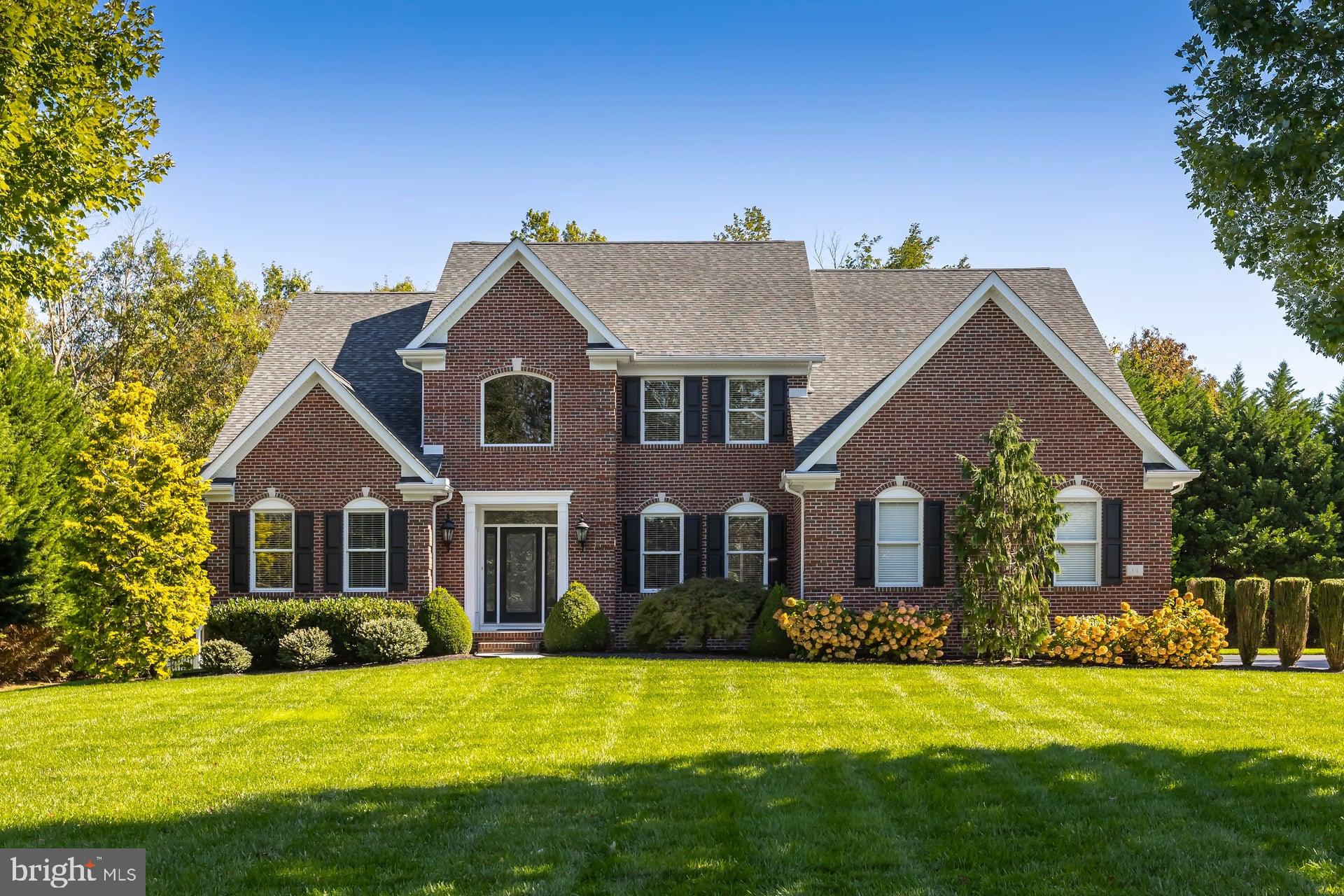 14 Laielli Ct, Vineland, NJ 08360