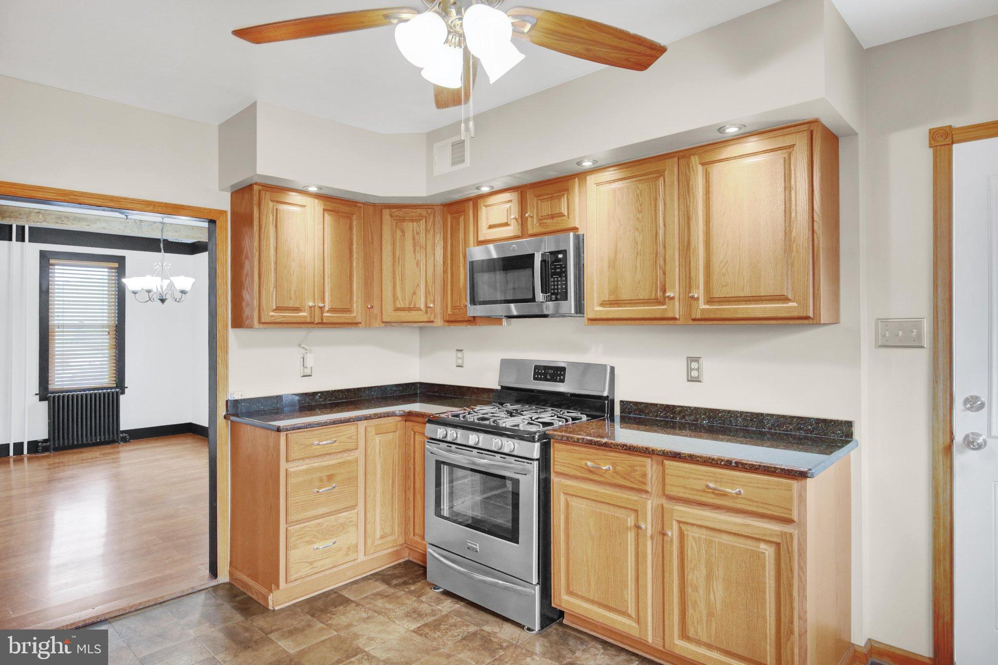 500 W Penn Ave, Robesonia, PA 19551 photo
