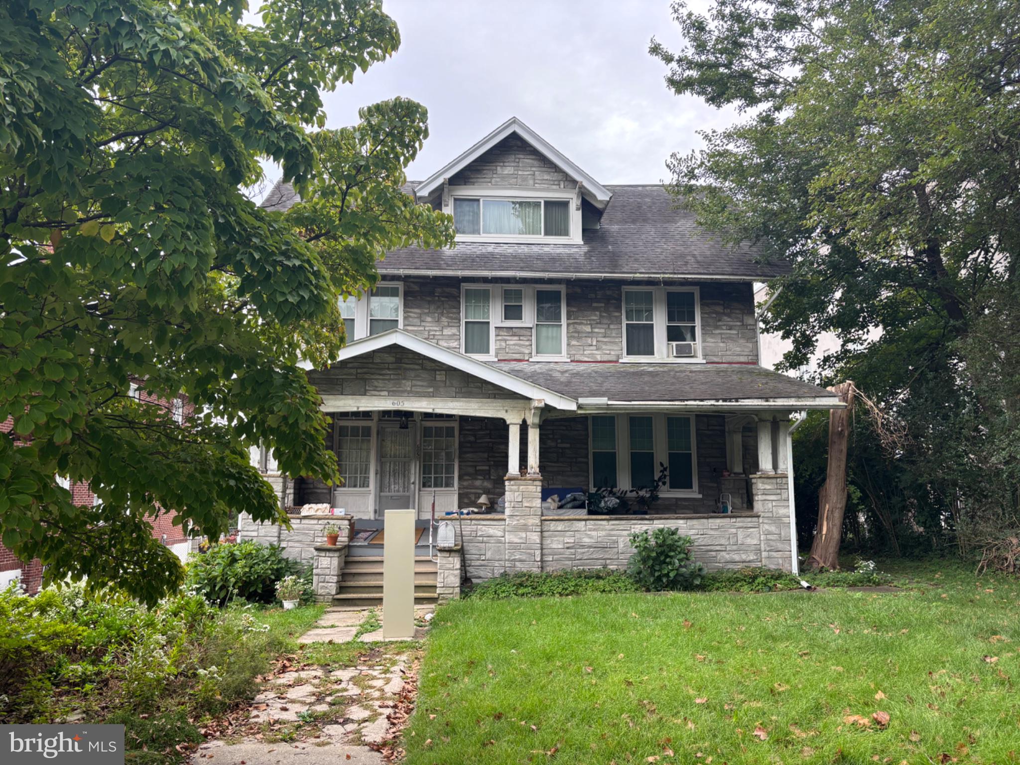 605 Carsonia Ave, Reading, PA 19606