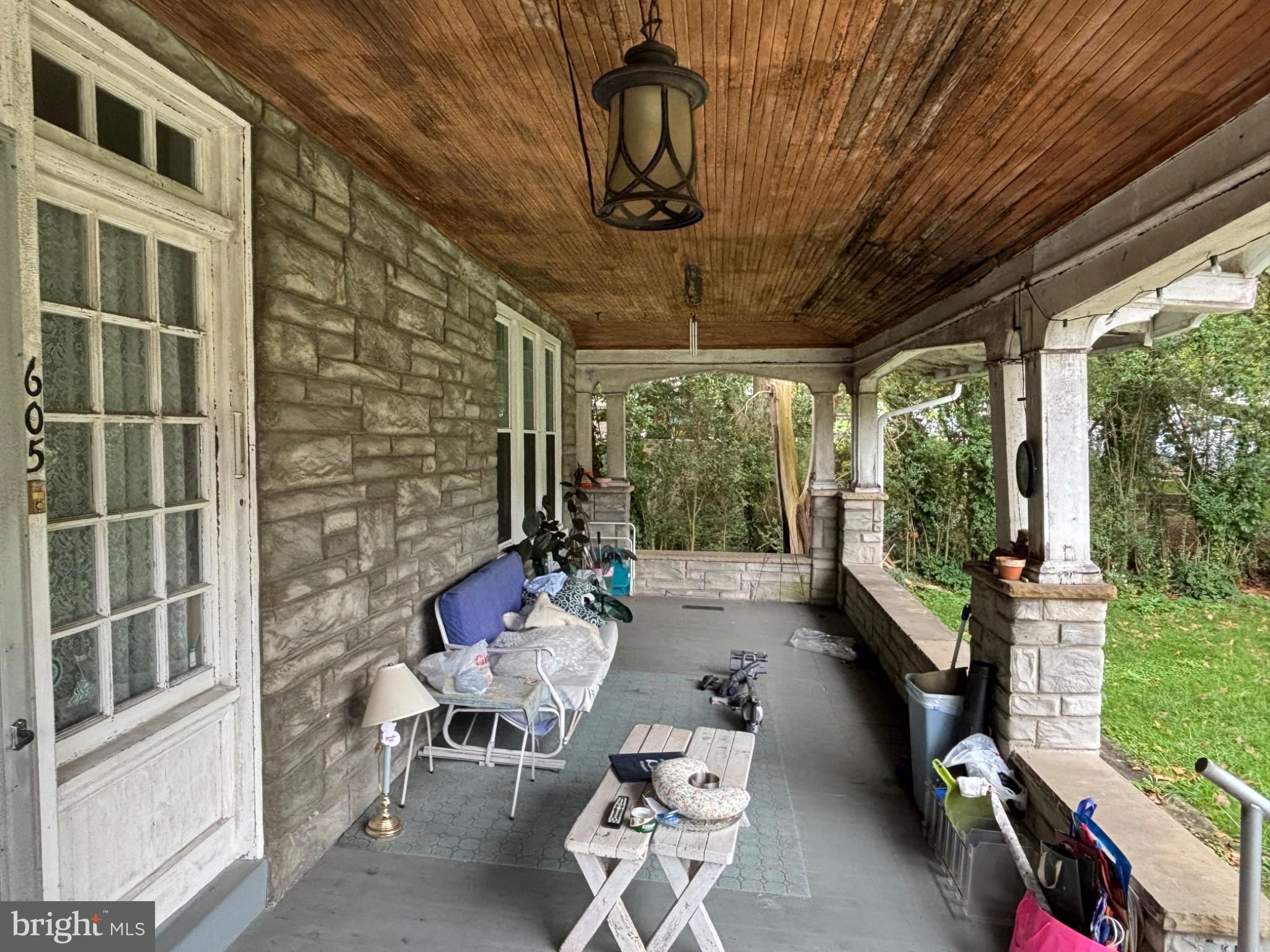 605 Carsonia Ave, Reading, PA 19606 photo