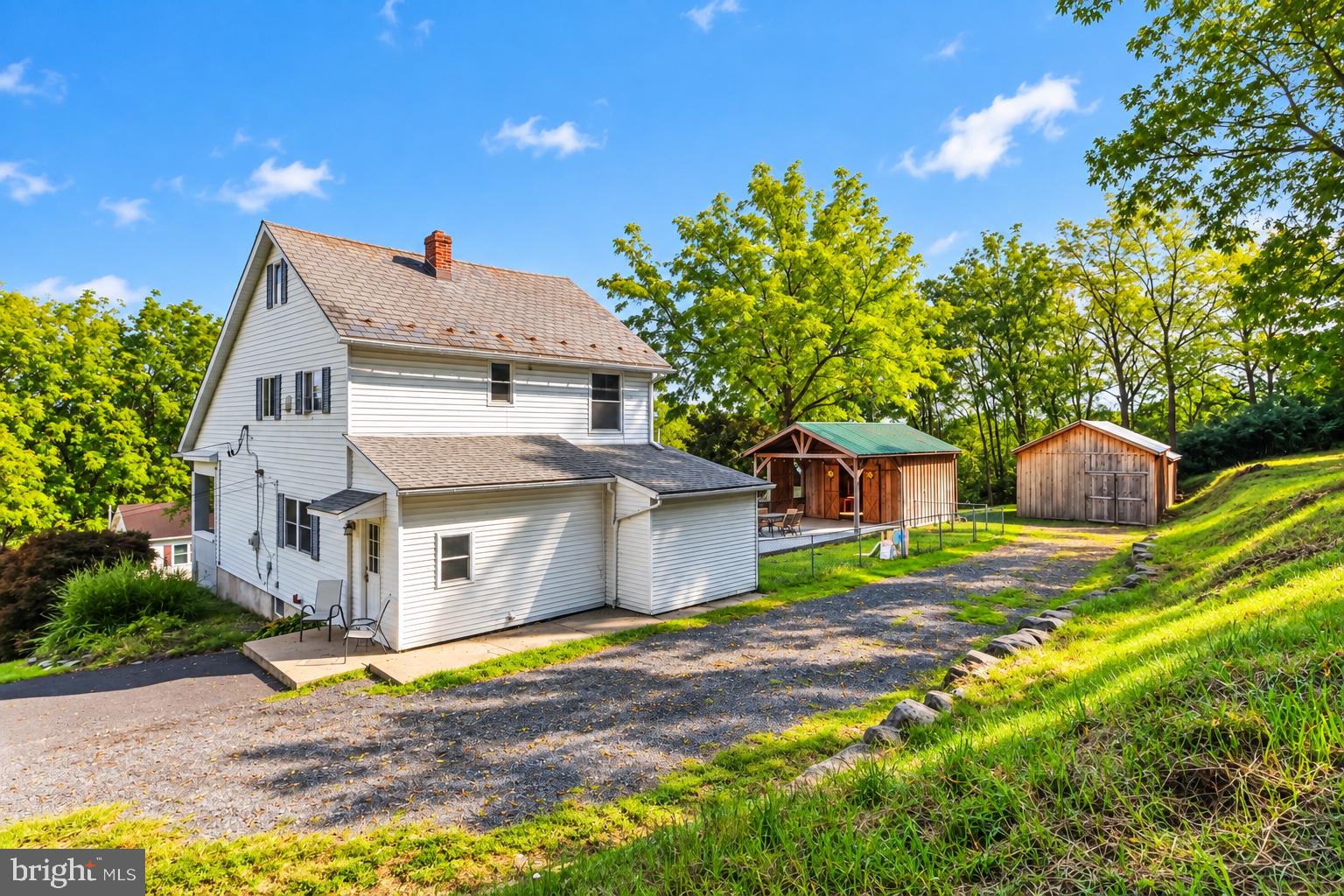 5525 Lehigh St, Whitehall, PA 18052 photo