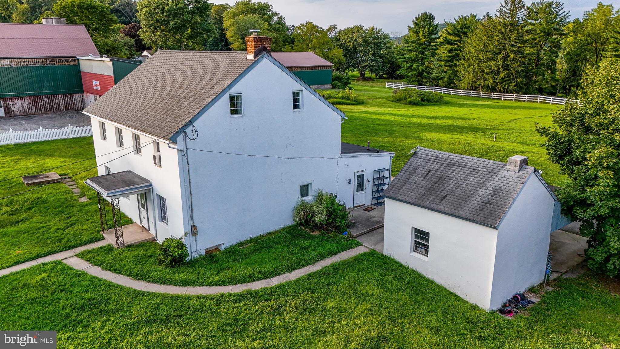 725 Evans Rd, Pottstown, PA 19464 photo
