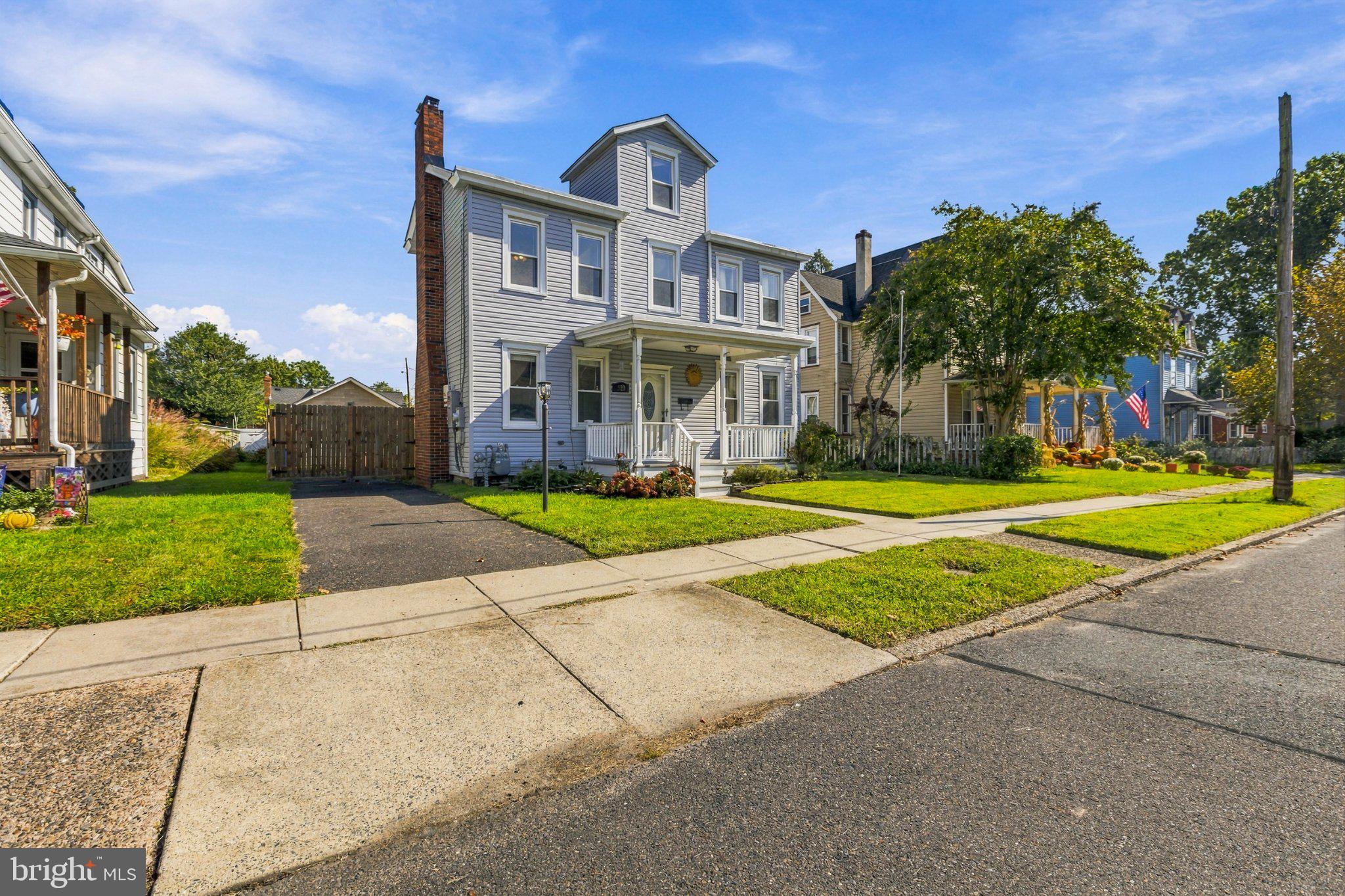 520 Broad St, Beverly, NJ 08010 photo