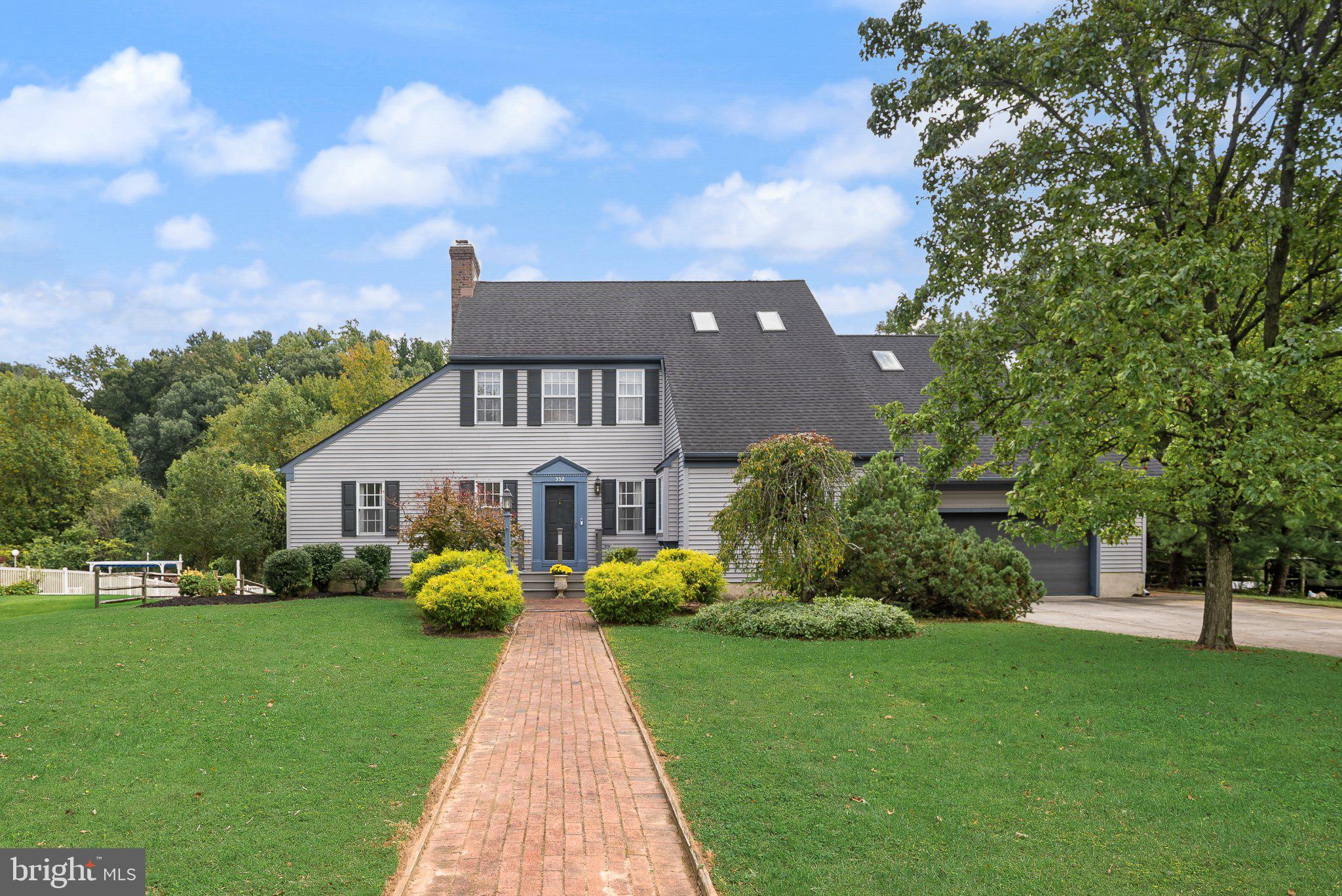552 Hereford Ln, Mickleton, NJ 08056