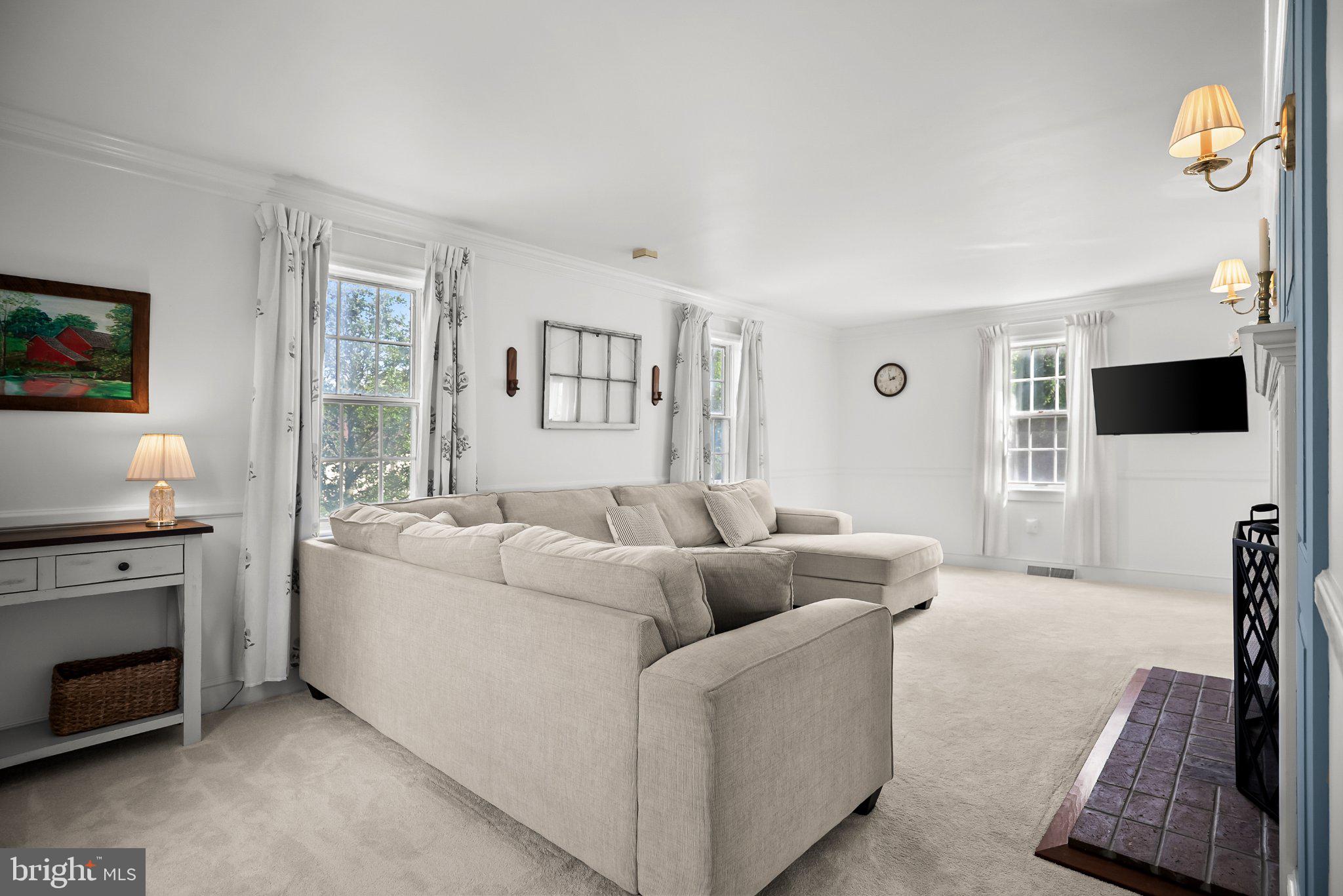 552 Hereford Ln, Mickleton, NJ 08056 photo