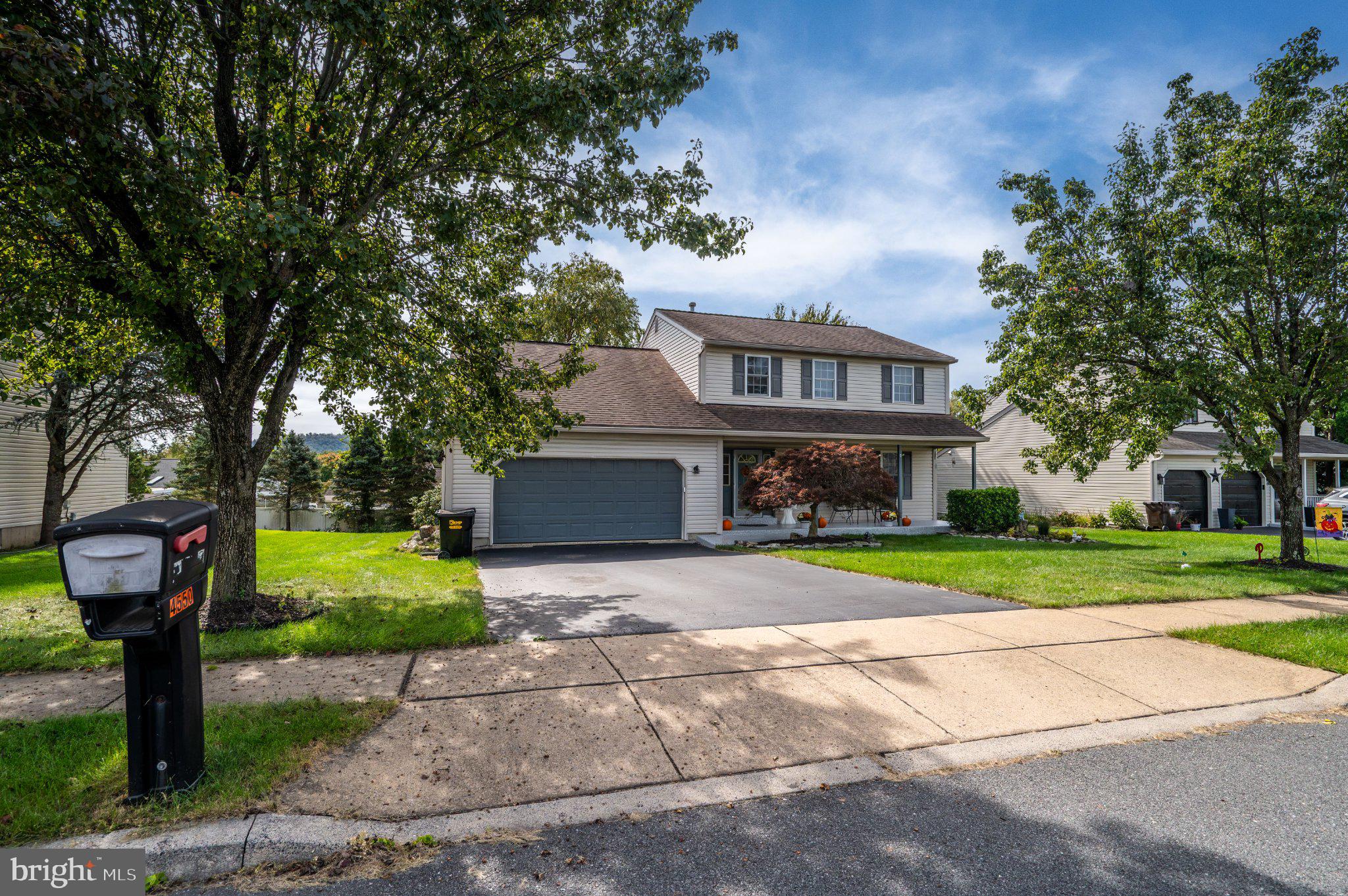 4550 Hillside Rd, Reading, PA 19606