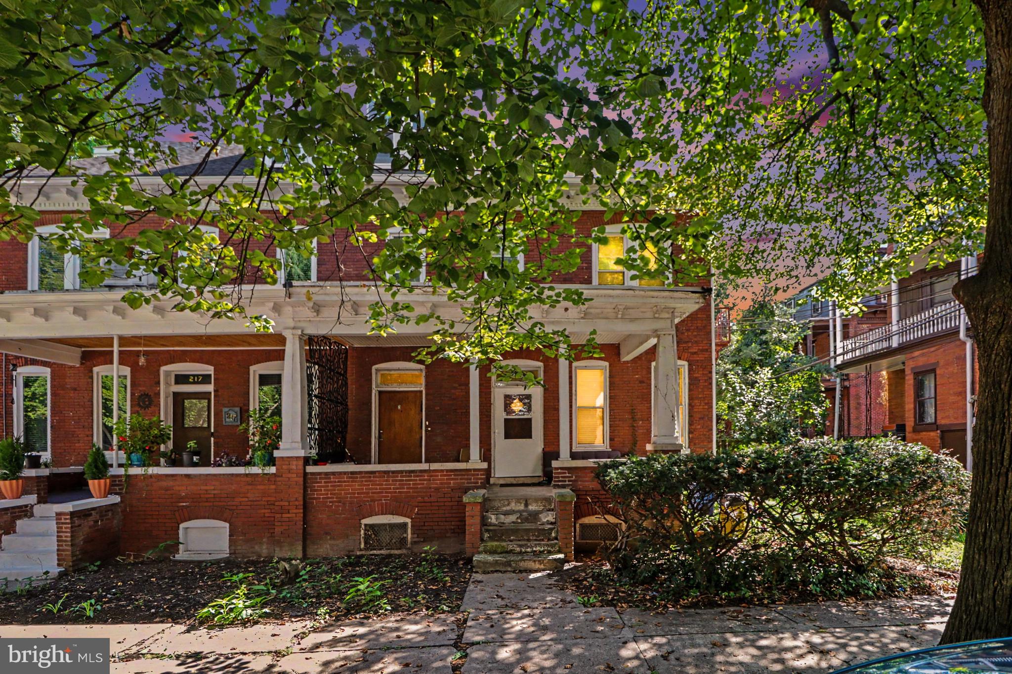 215 Woodbine St, Harrisburg, PA 17110