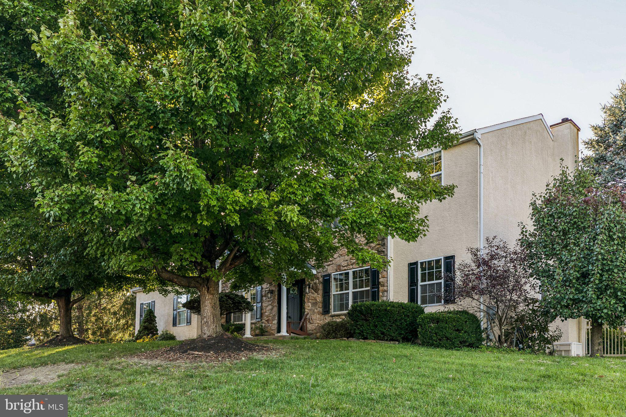1501 Aspen Dr, Pottstown, PA 19464 photo