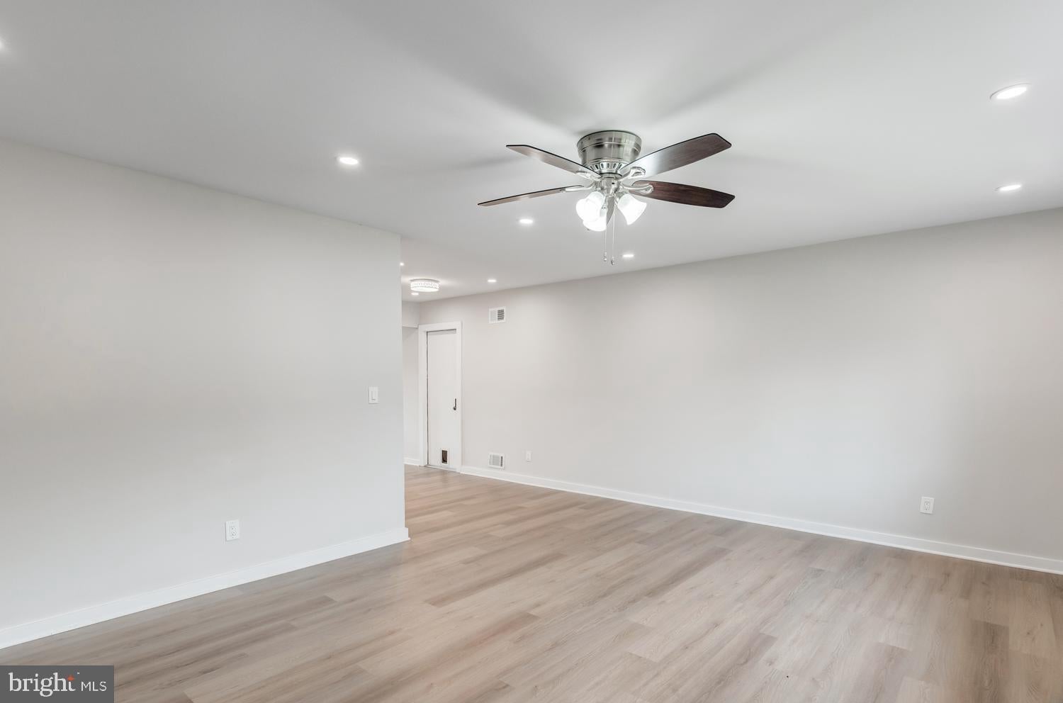56 Georgetown Blvd, Barnegat, NJ 08005 photo