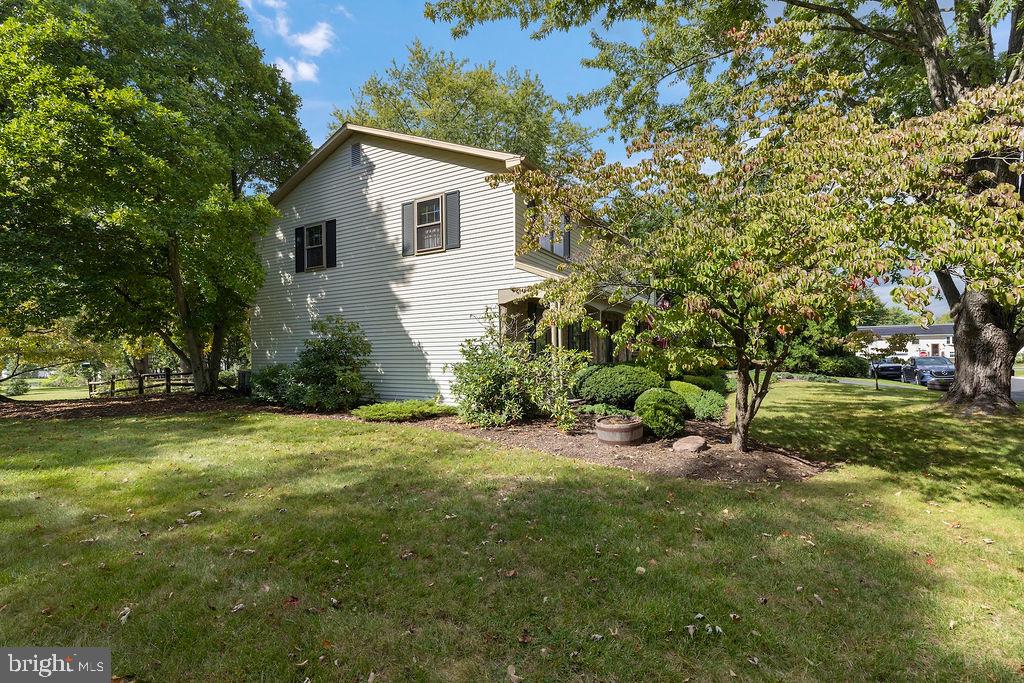 286 Oak Ln, Gettysburg, PA 17325 photo