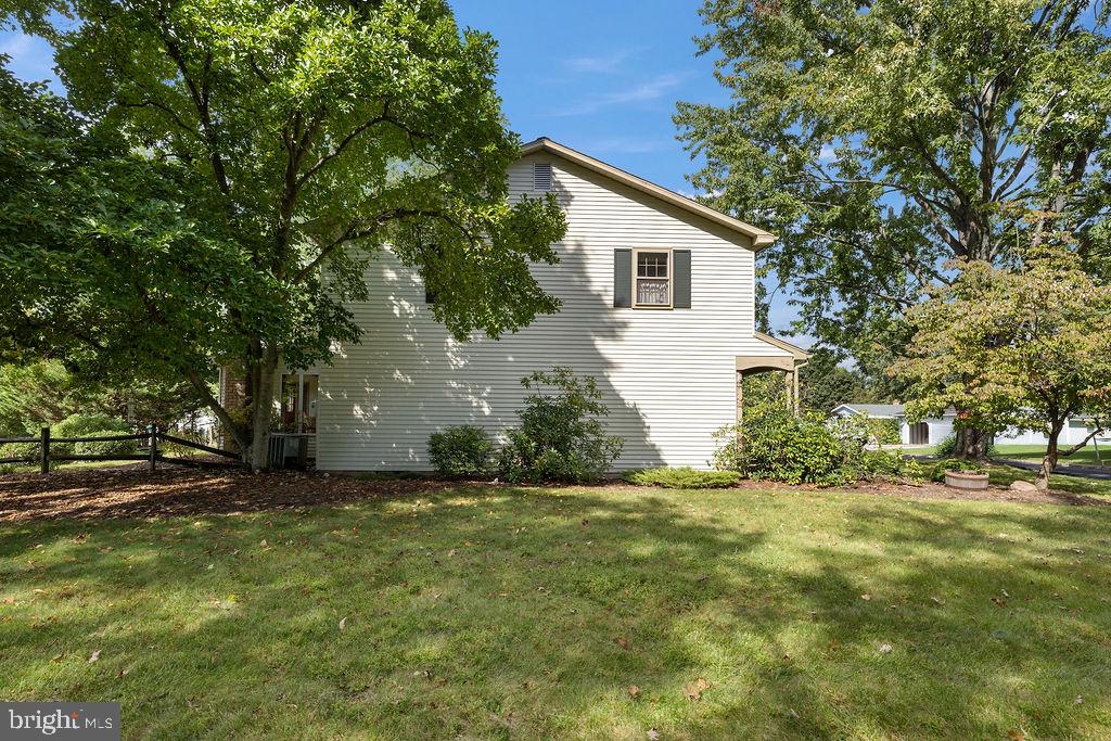 286 Oak Ln, Gettysburg, PA 17325 photo