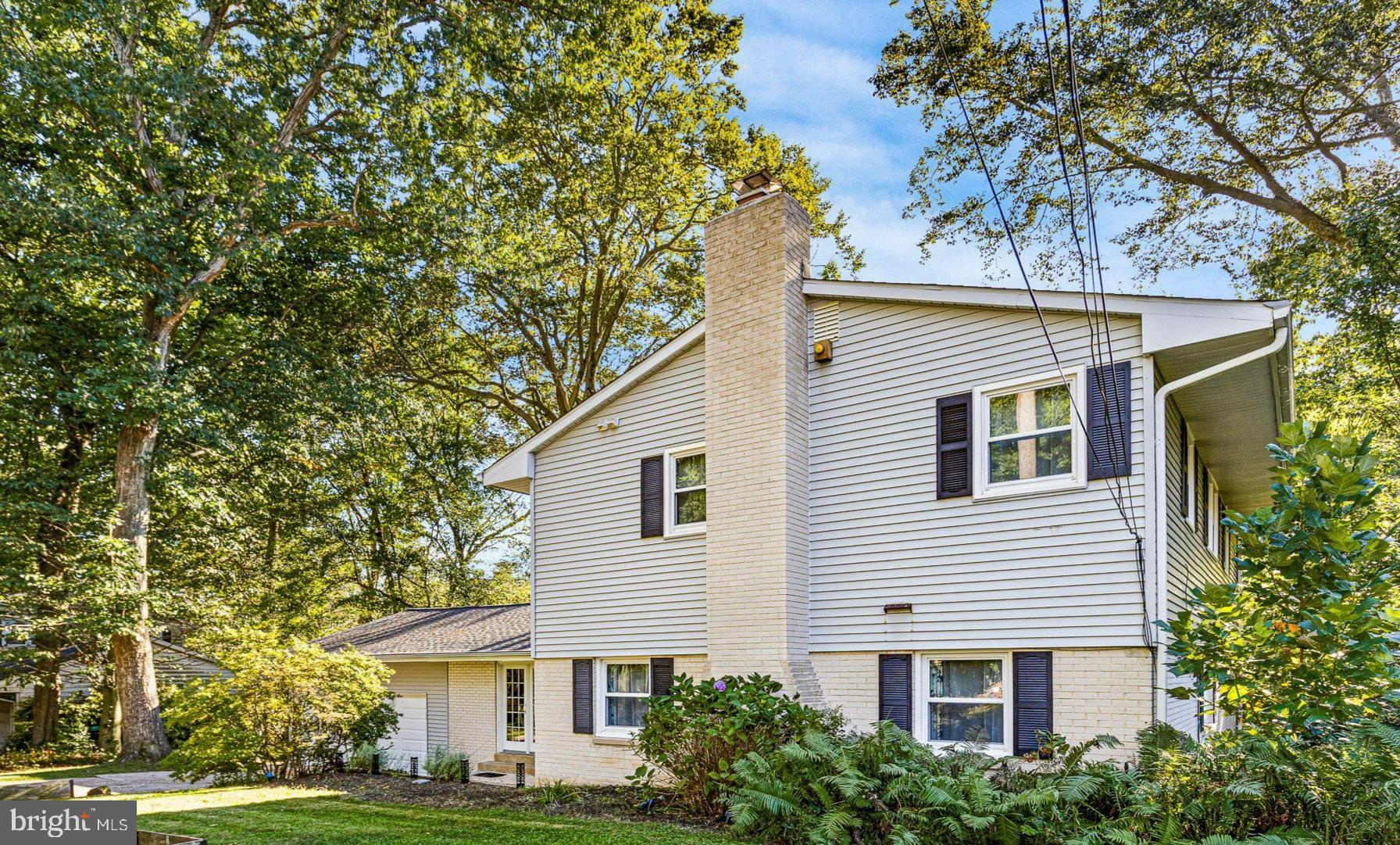 4 N Cliffe Dr, Wilmington, DE 19809 photo