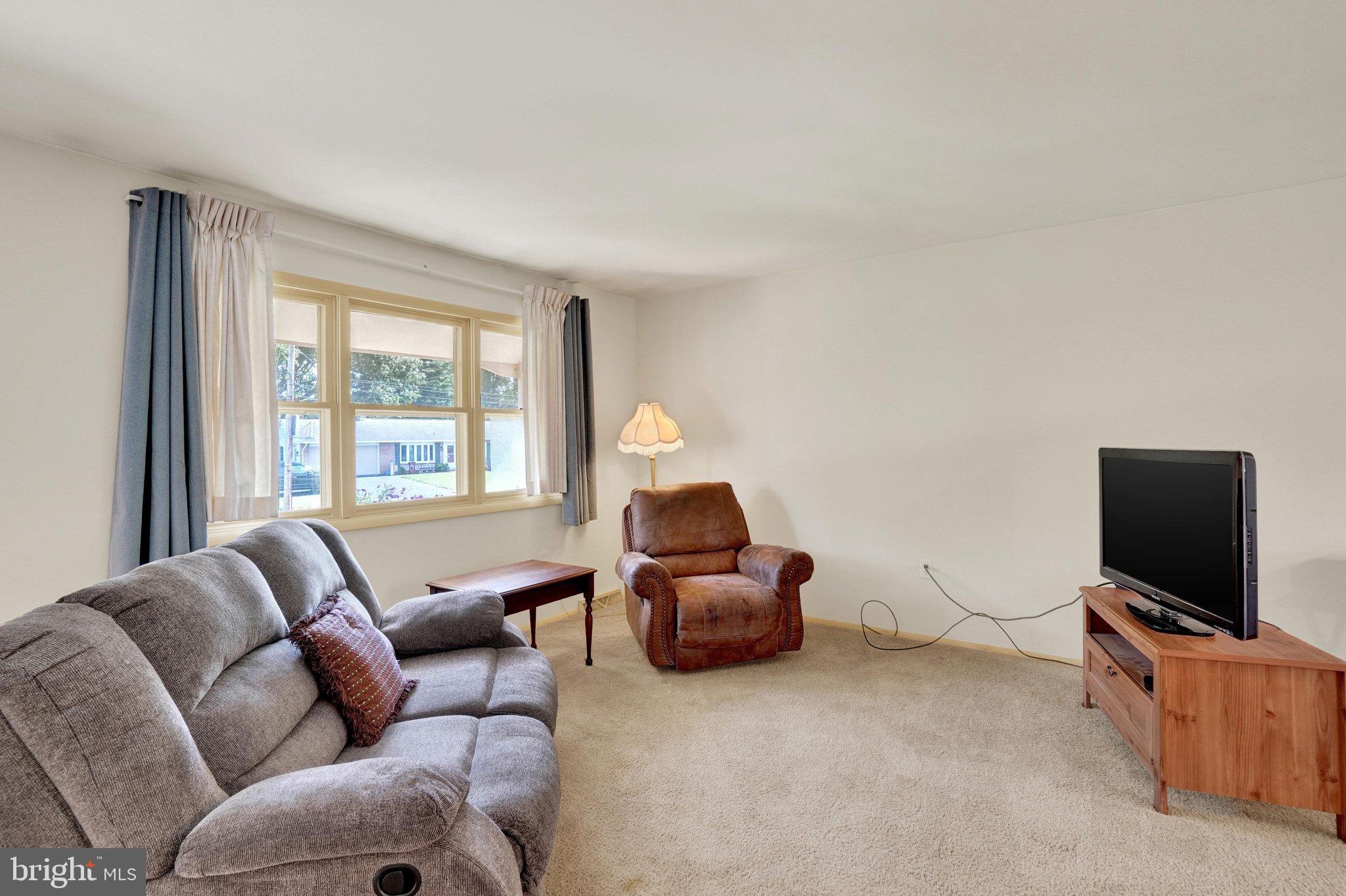 2140 Derry, York, PA 17408 photo