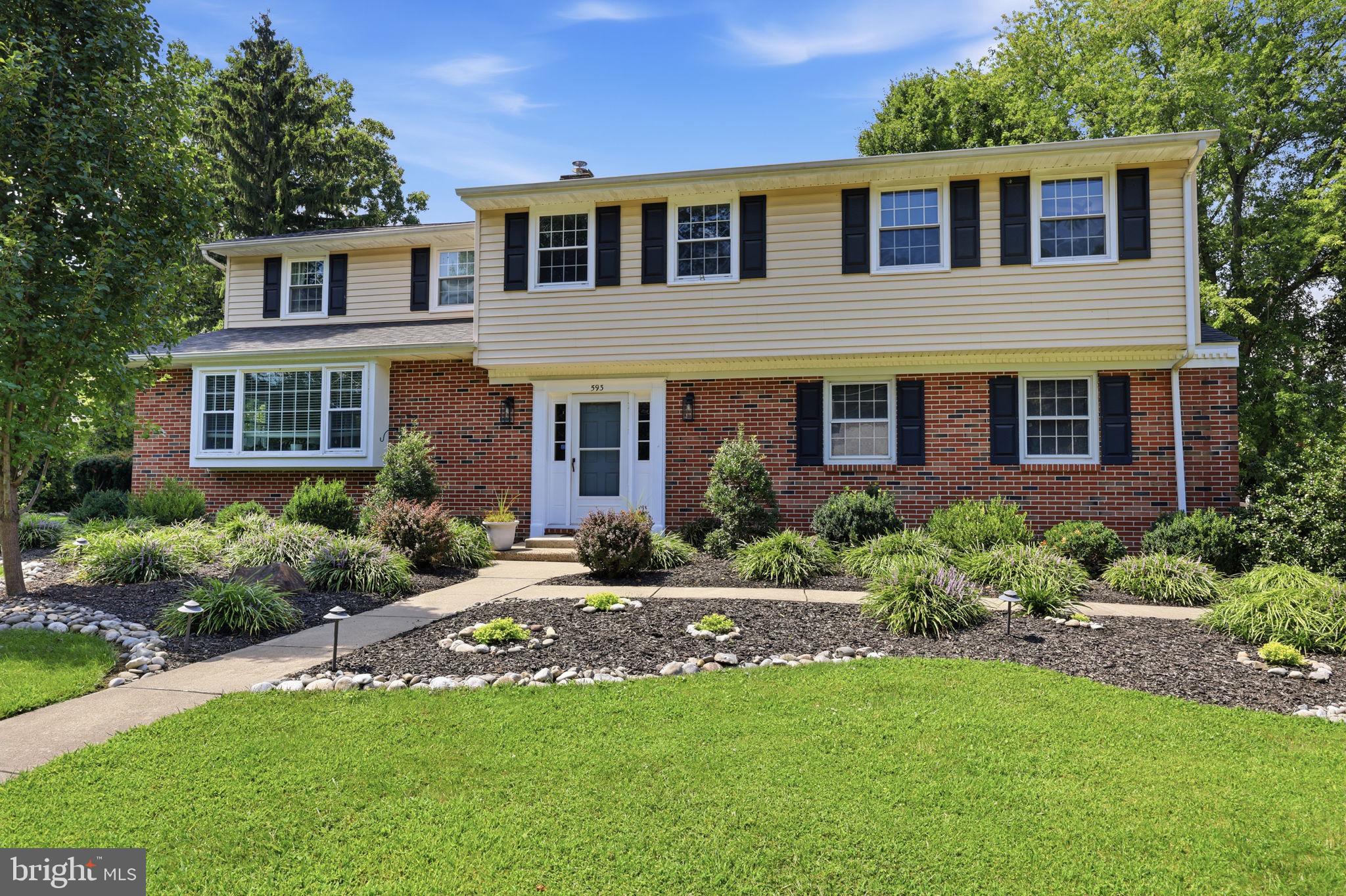593 Kings Rd, Hadley, PA 19067