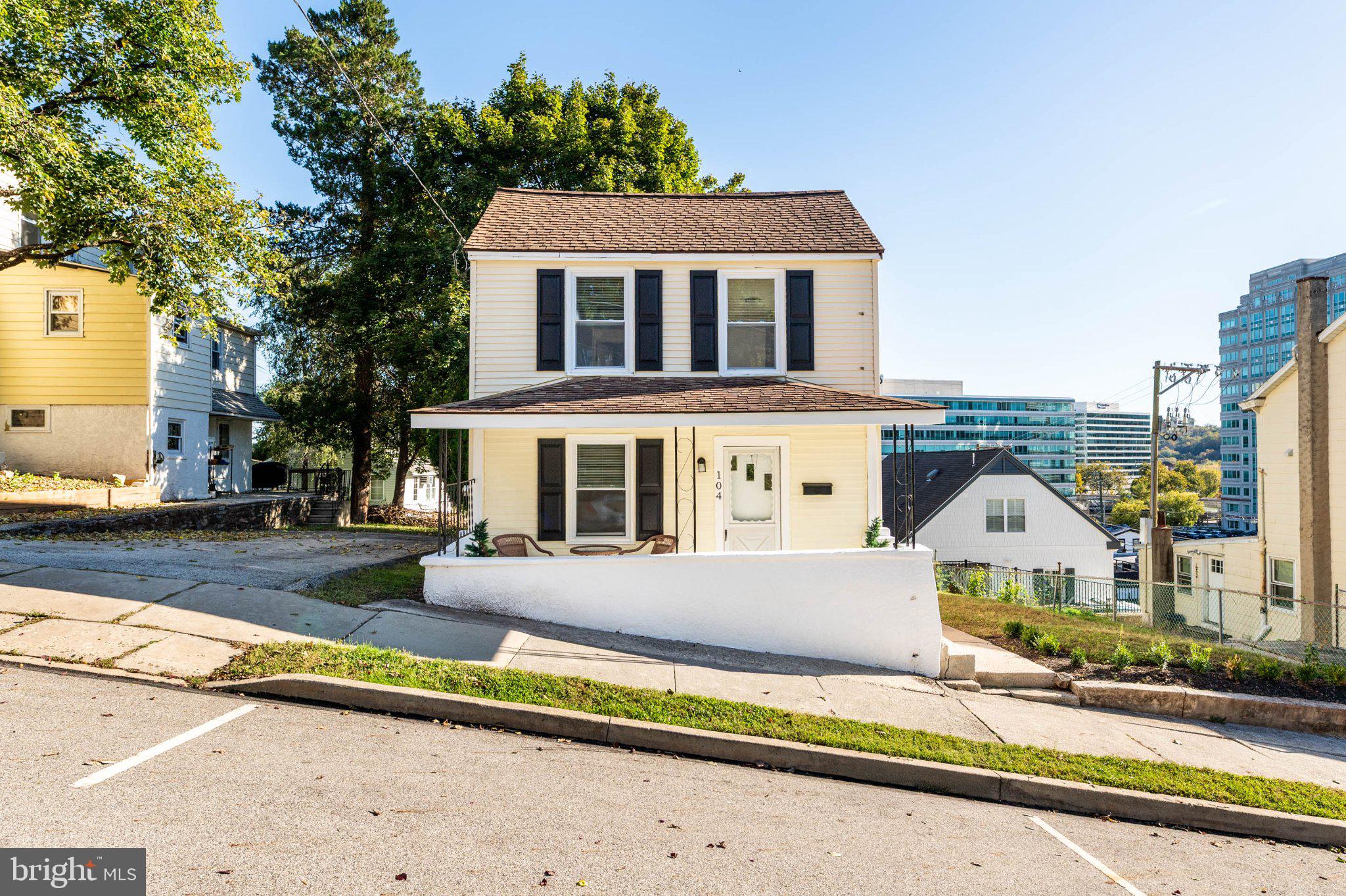 104 Merion Ave, West Conshohocken, PA 19428