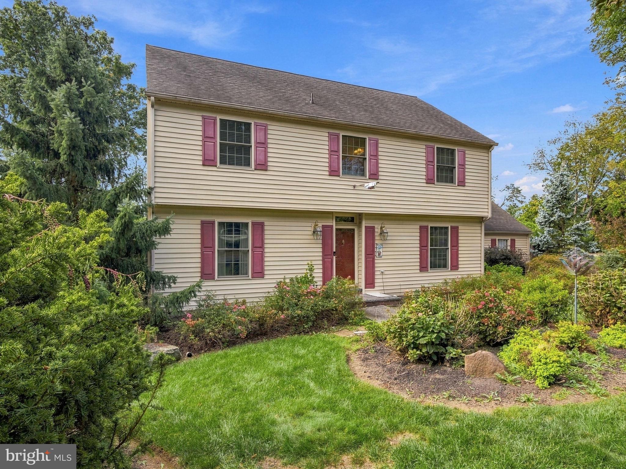 4454 Farm Dr, Allentown, PA 18104 photo