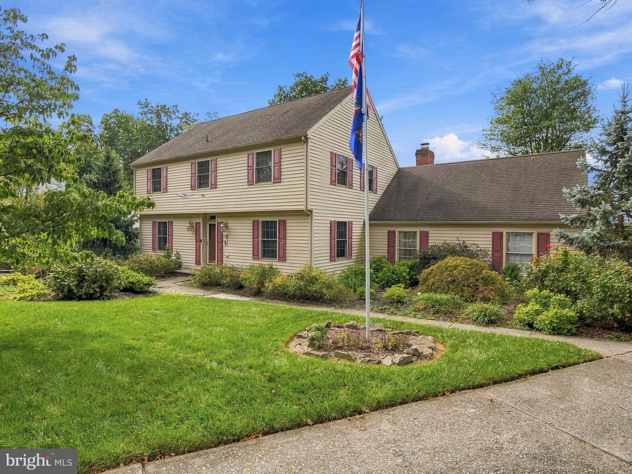 4454 Farm Dr, Allentown, PA 18104 photo