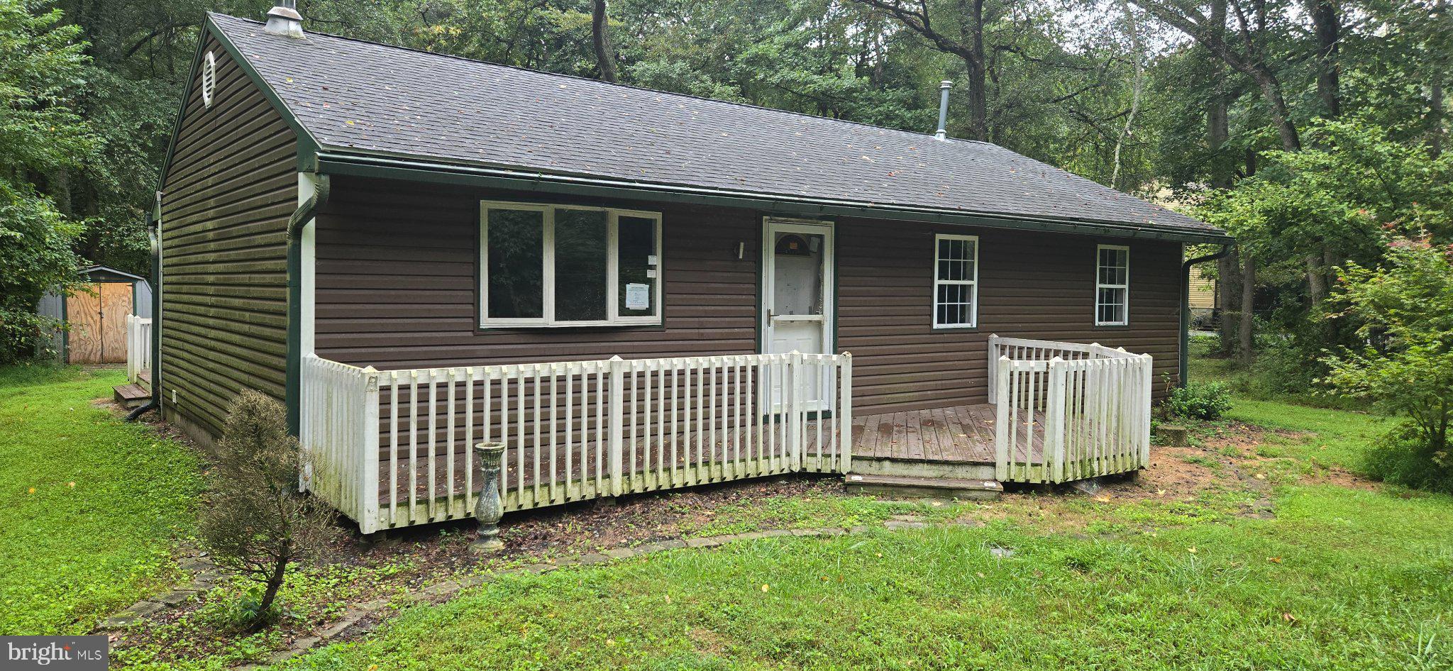 648 Penns Grv, Carneys Point, NJ 08069