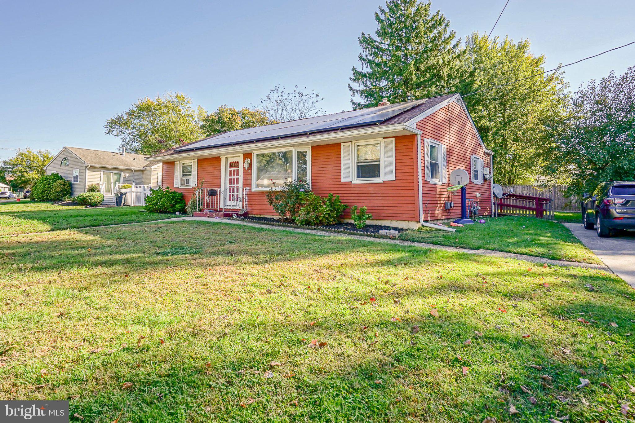 2 Bryn Mawr Ave, Stratford, NJ 08084