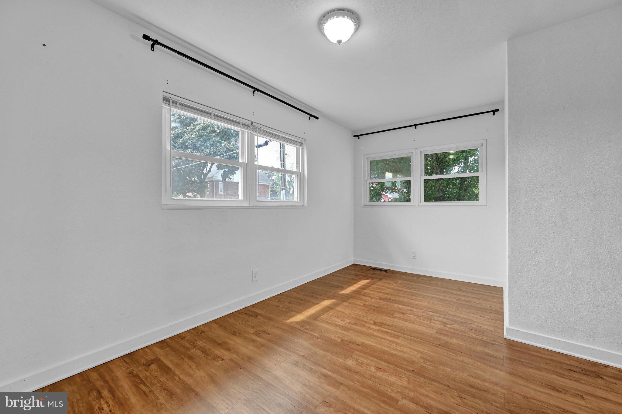 66 N Saylor St, Annville, PA 17003 photo