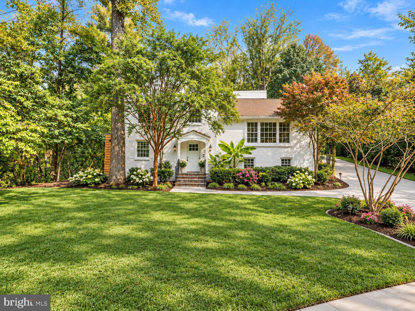8829 Ridge Rd, Bethesda, MD 20817 photo