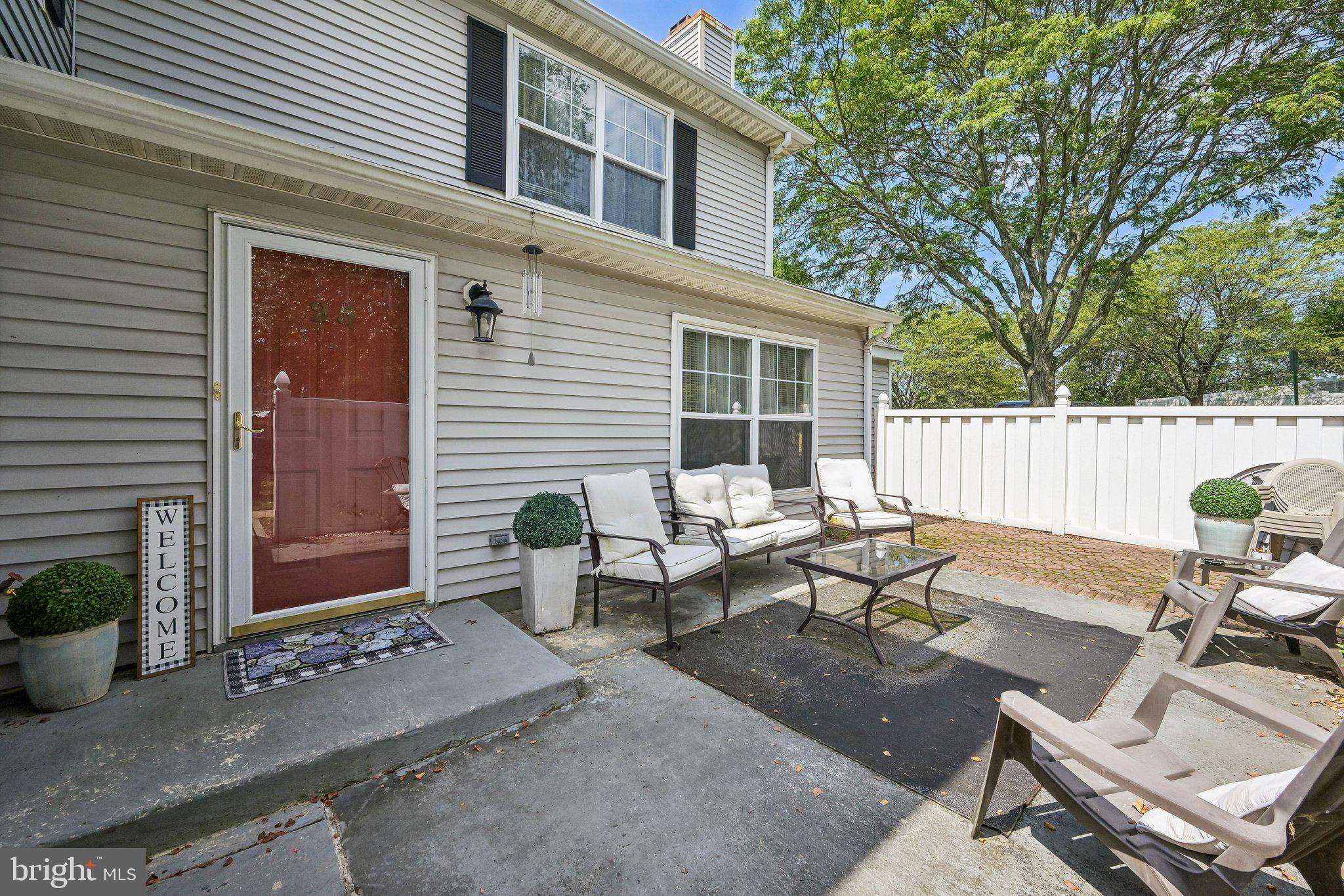 25 Caraway Ct, West Deptford, NJ 08086 photo