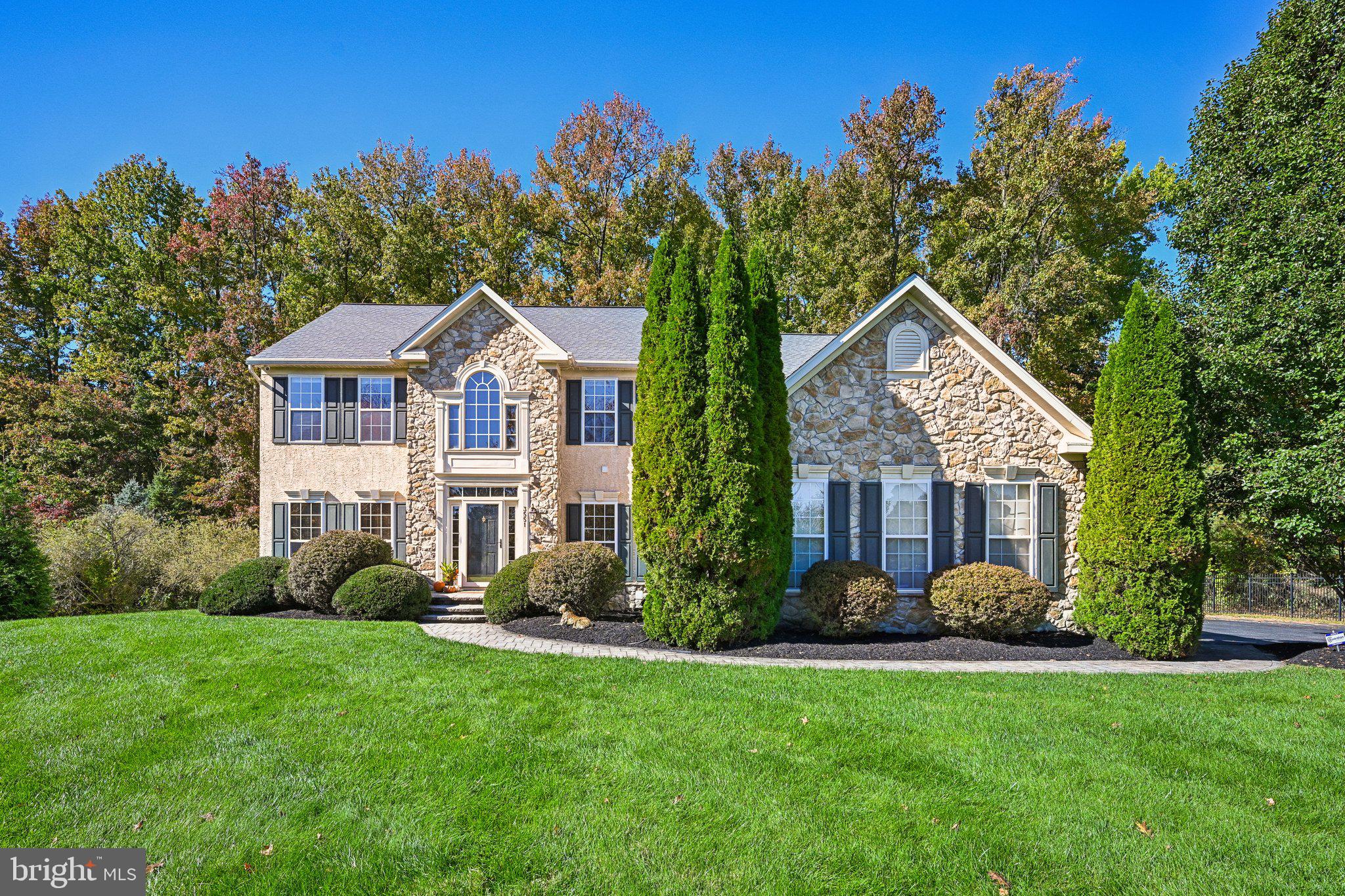 3551 Weller Dr, Garnet Valley, PA 19060