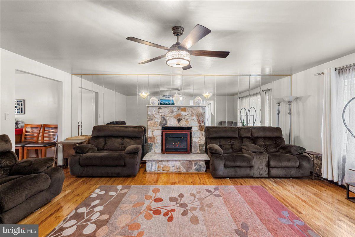 1050 Pennsylvania Ave, Franklinville, NJ 08322 photo