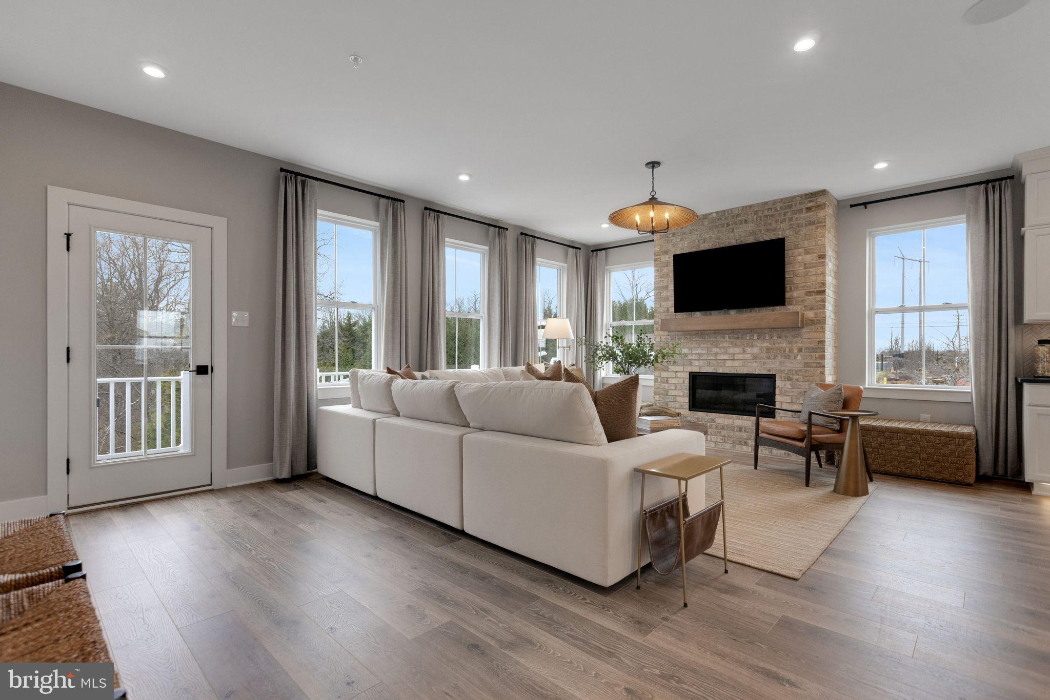 1 Jameson Way #BASE WARWICK INT, Chalfont, PA 18914 photo