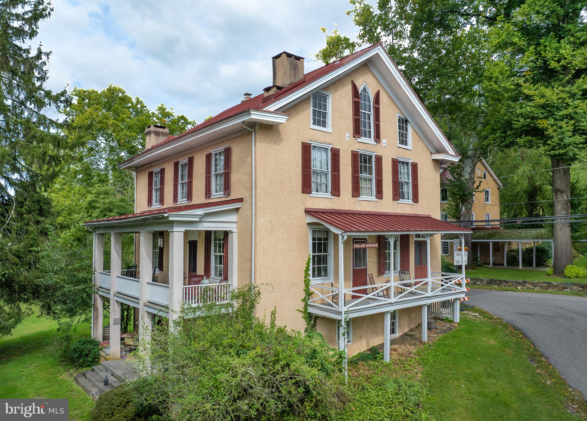 1690 Yellow Spring Rd, Chester Springs, PA 19425