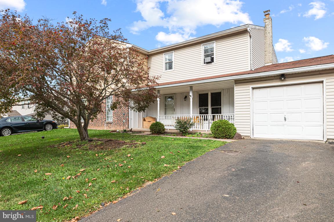 2835 Ford Dr, Hatfield, PA 19440