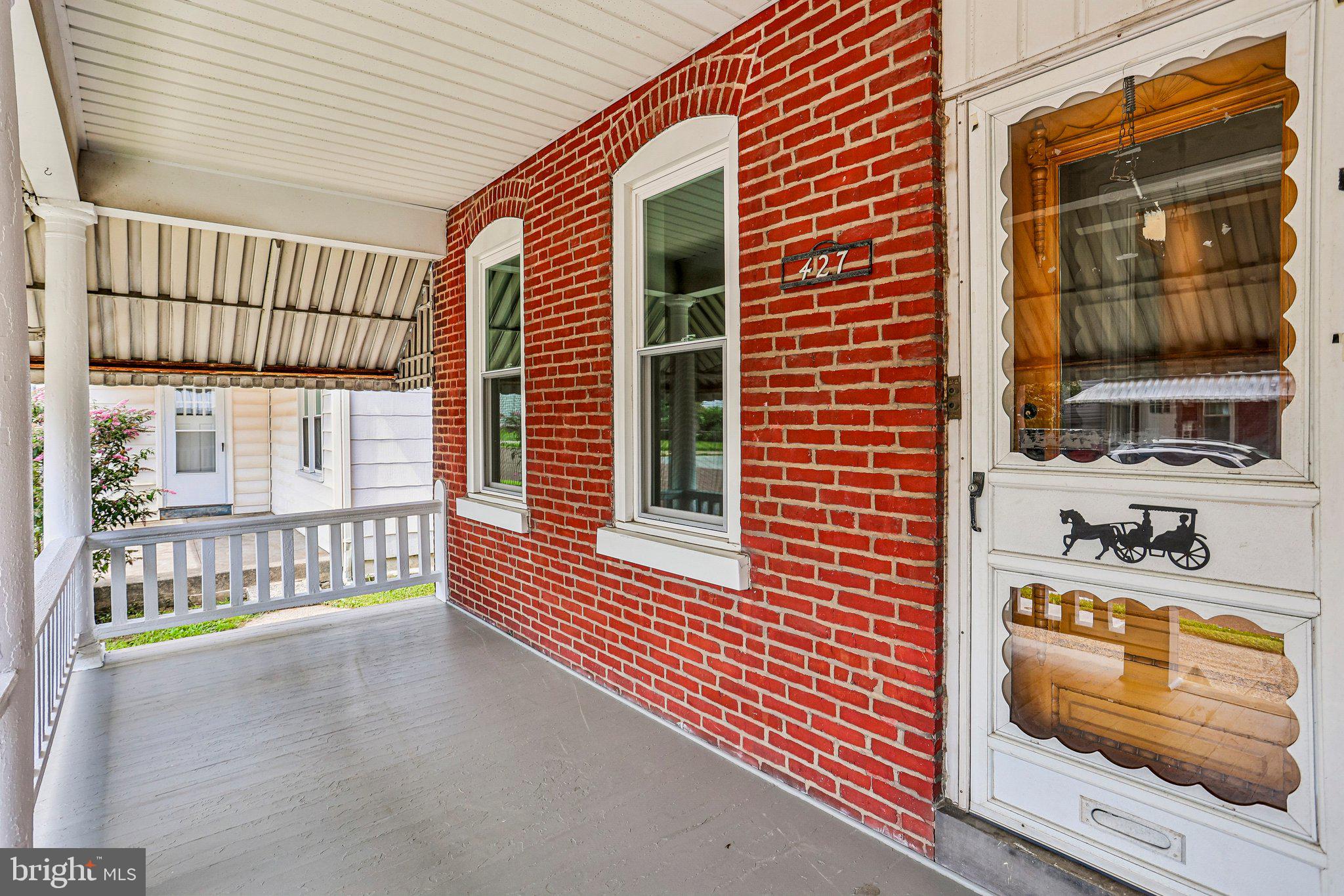 427 W Race St, Pottstown, PA 19464 photo