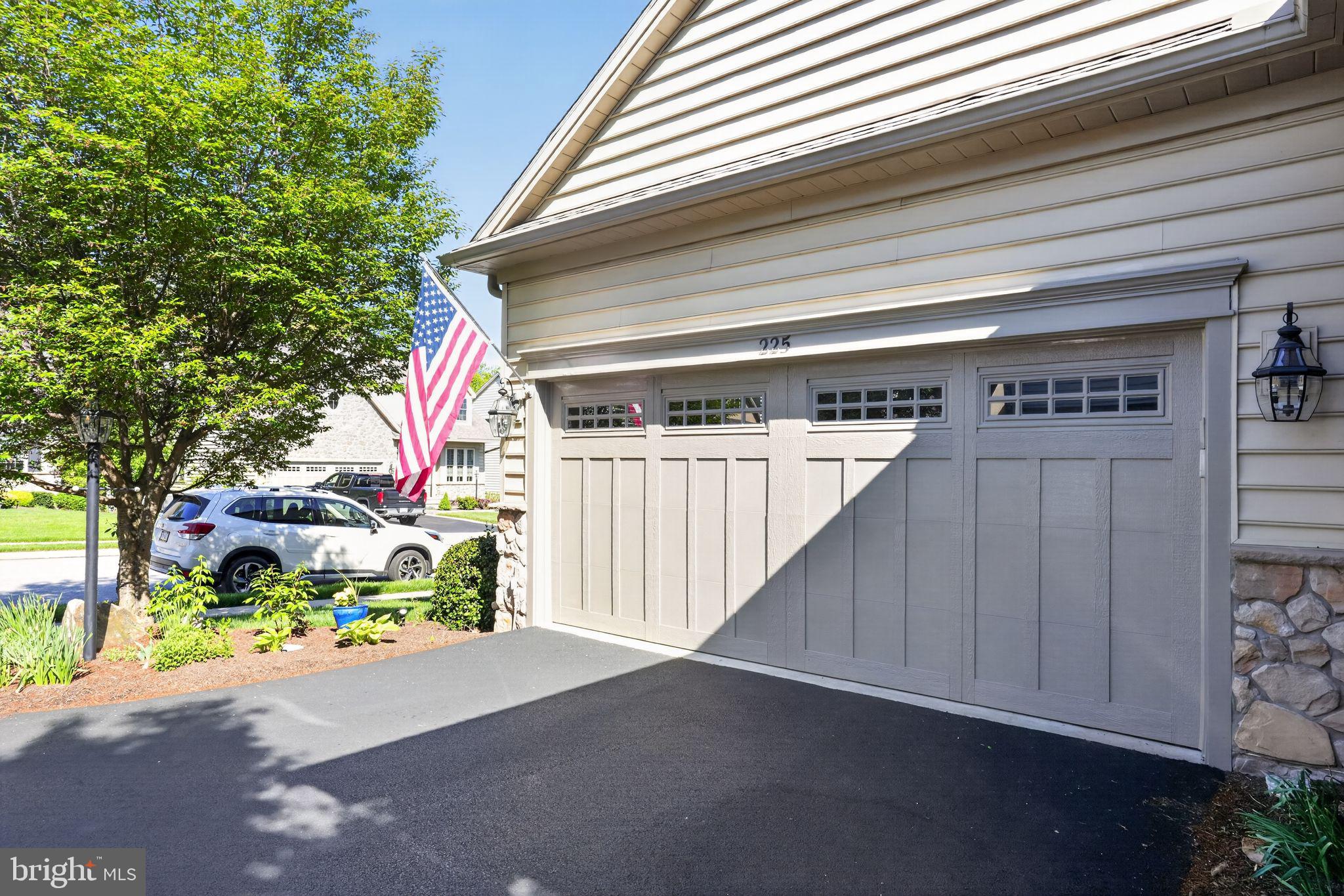 225 Honeycroft Blvd, Cochranville, PA 19330 photo