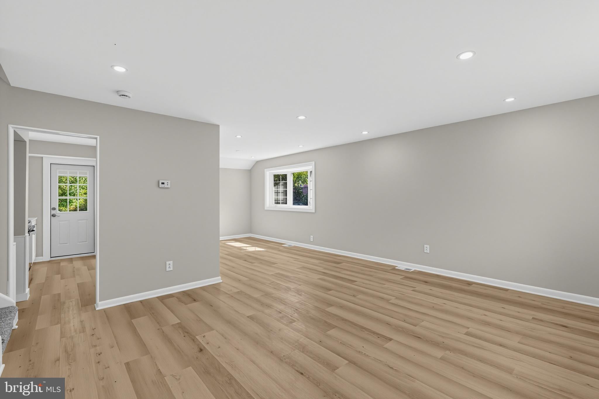 934 Longford, Secane, PA 19018 photo