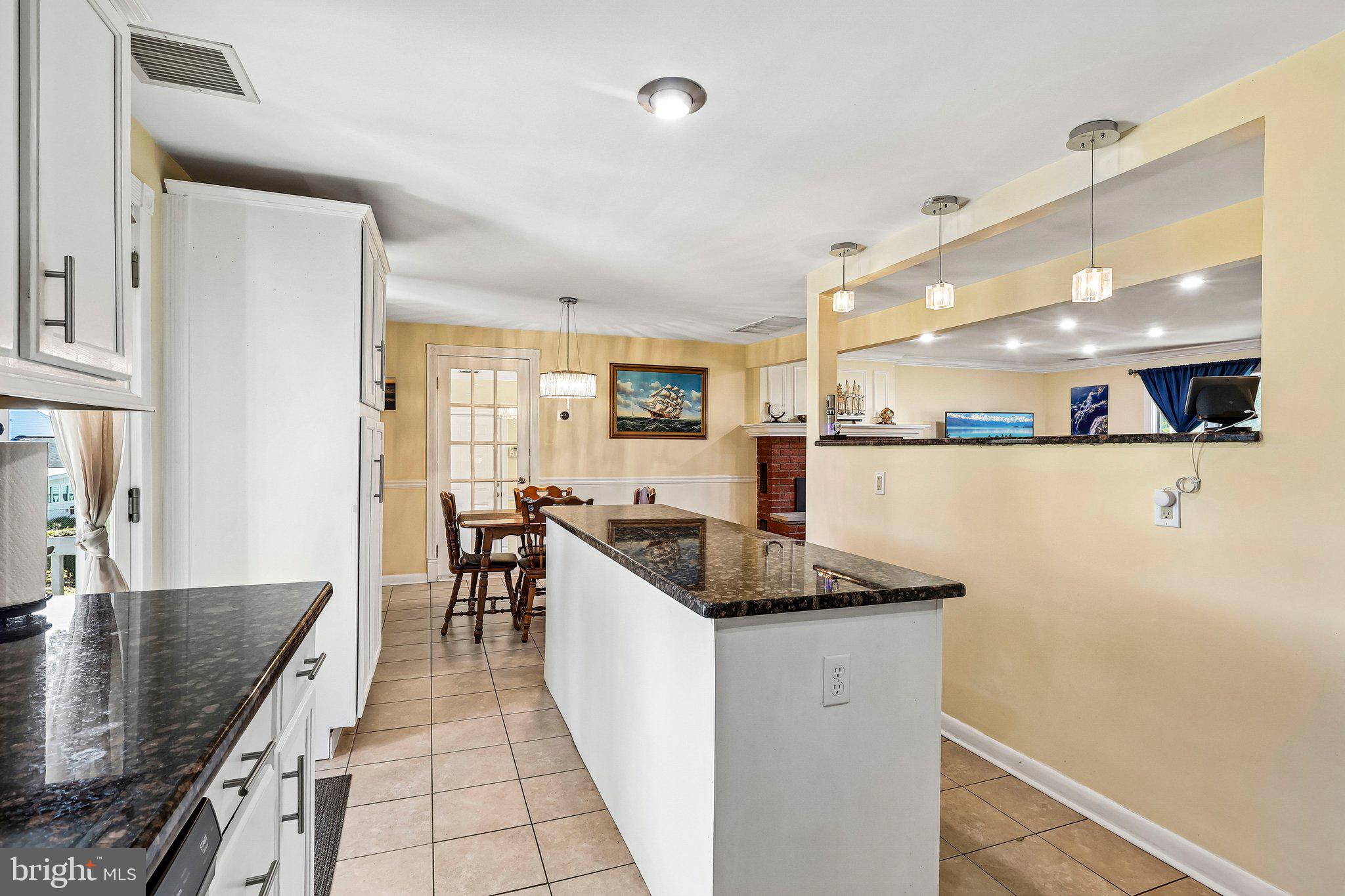 757 Hulmeville Rd, Langhorne, PA 19047 photo