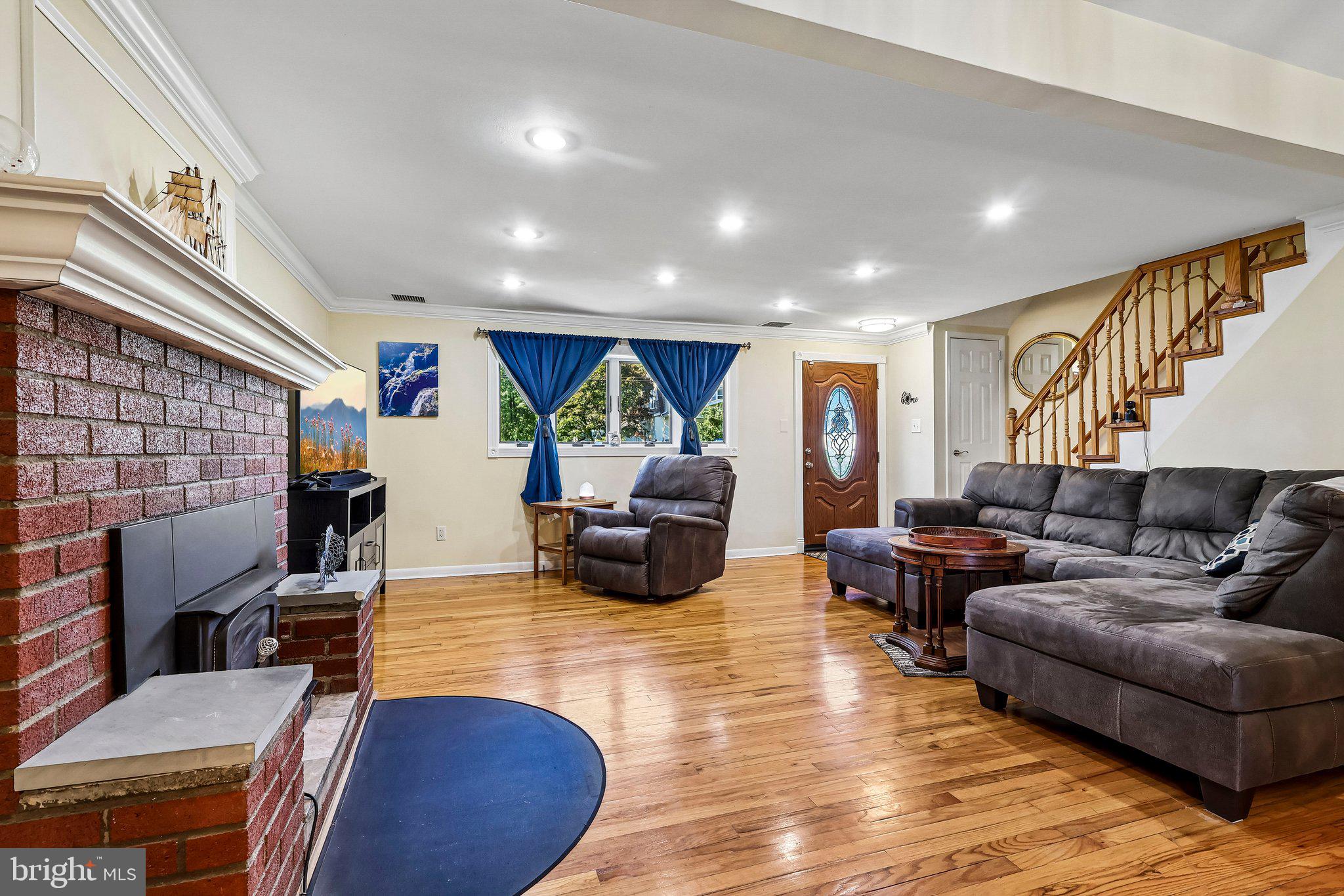 757 Hulmeville Rd, Langhorne, PA 19047 photo