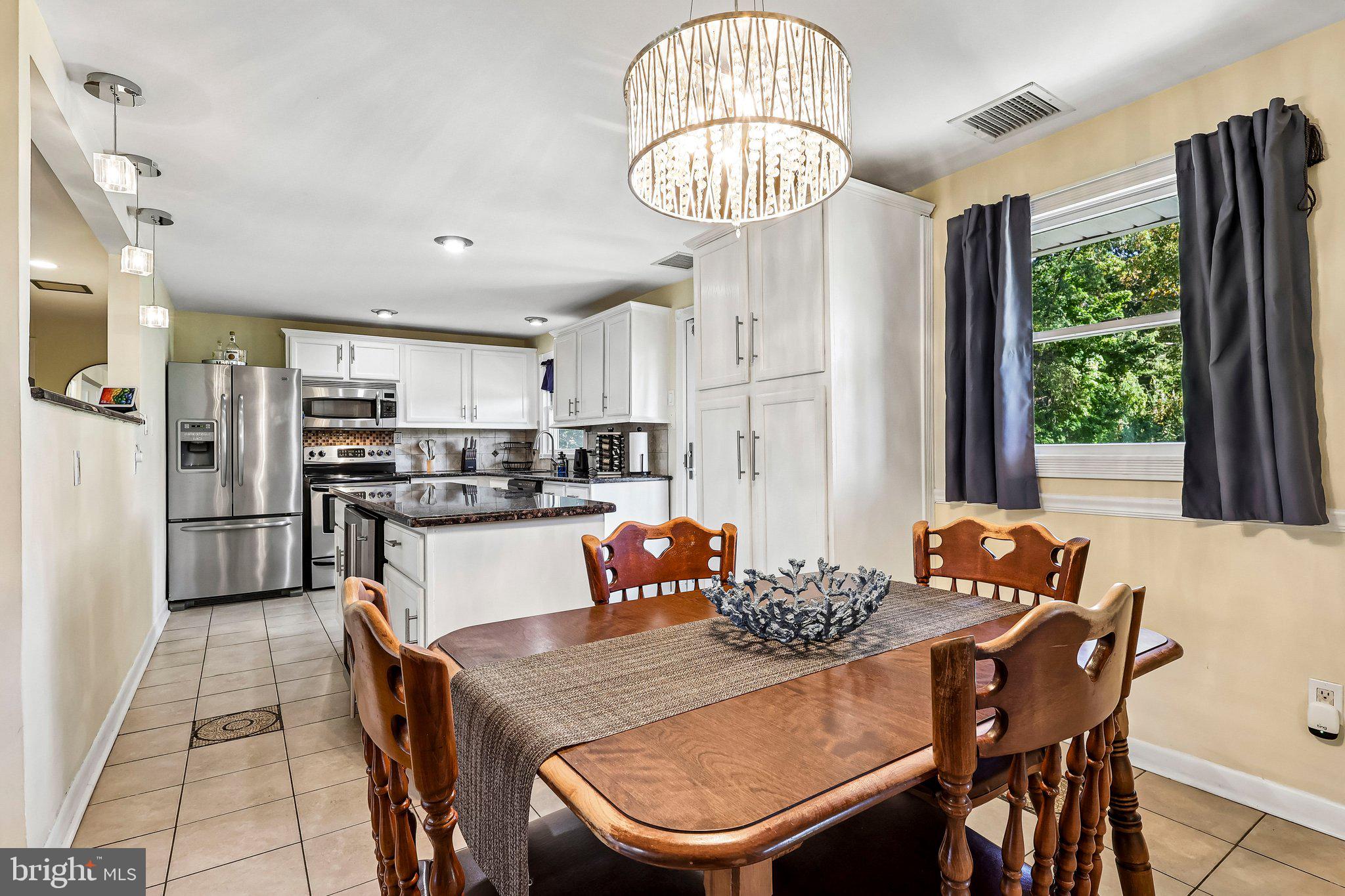 757 Hulmeville Rd, Langhorne, PA 19047 photo