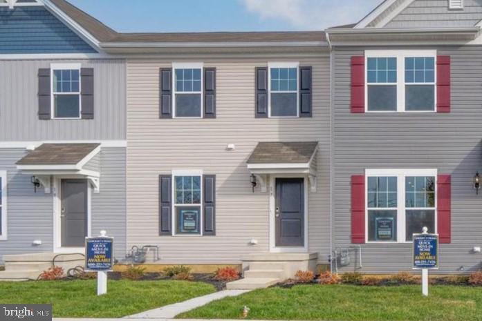 44 Whitaker Ct, Millville, NJ 08332