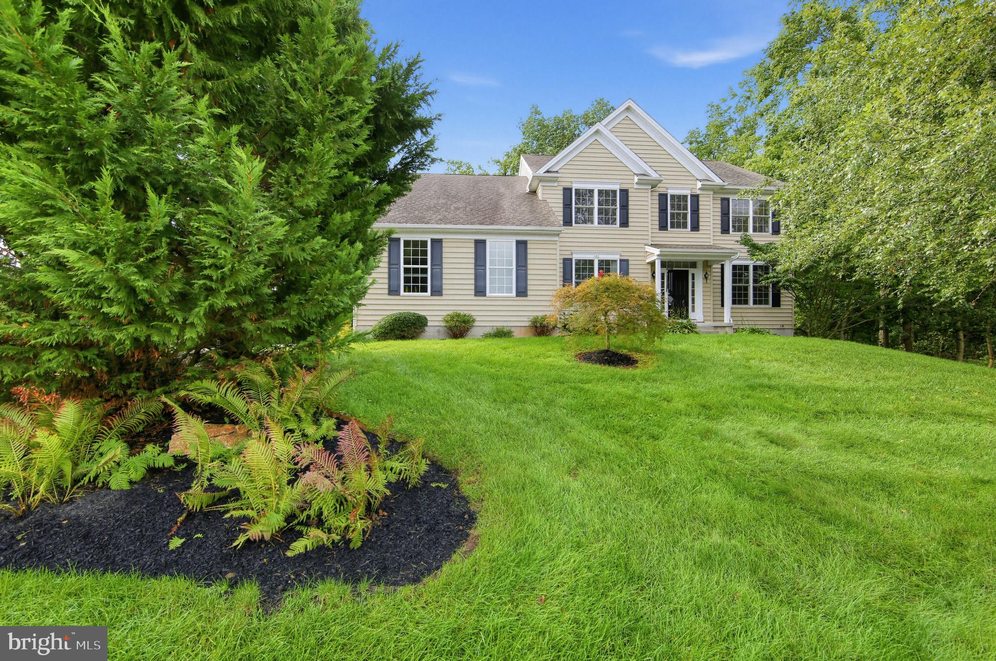 146 Highland Dr, Coatesville, PA 19320 photo