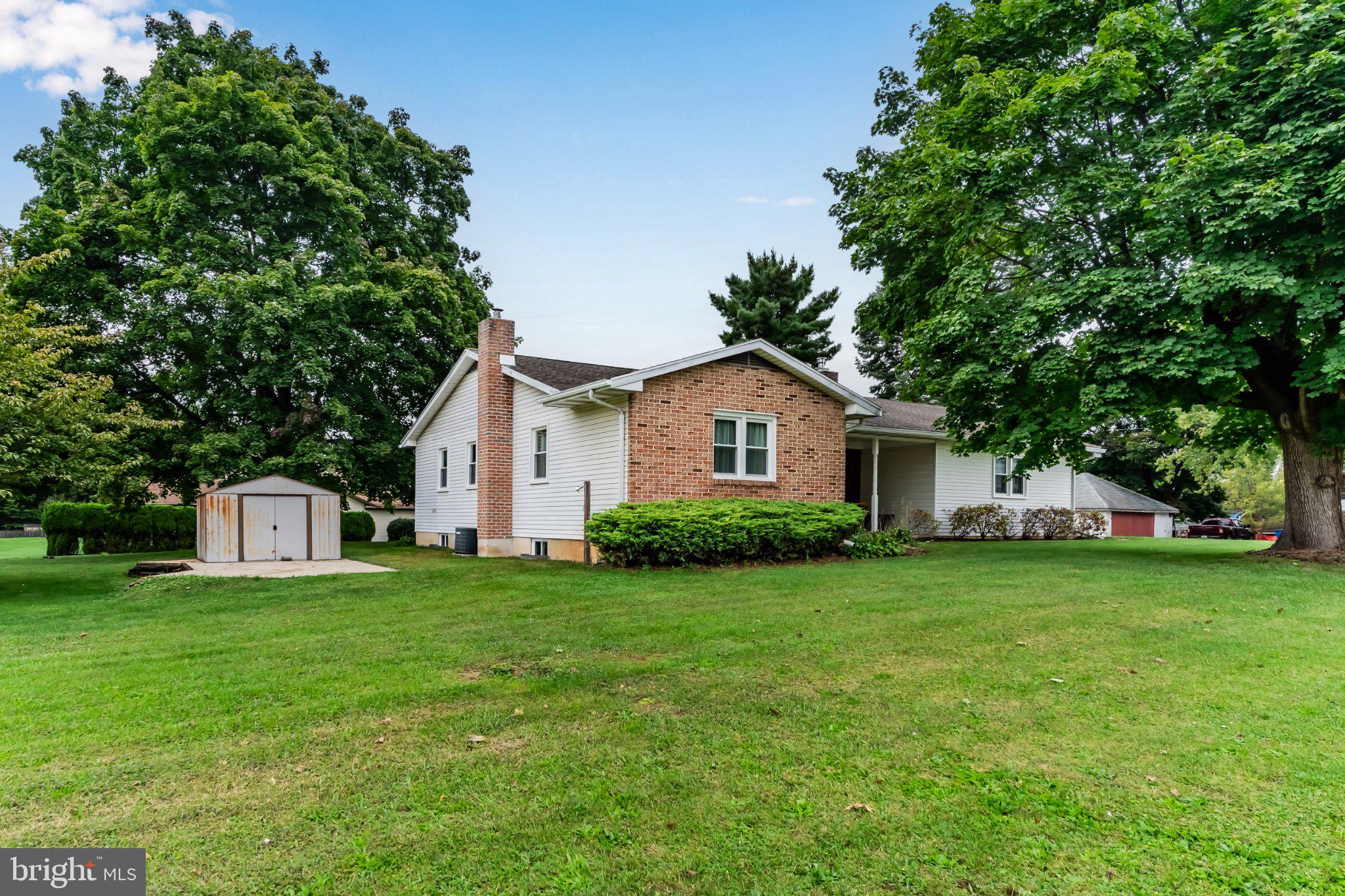 725 Hogestown Rd, Mechanicsburg, PA 17050 photo