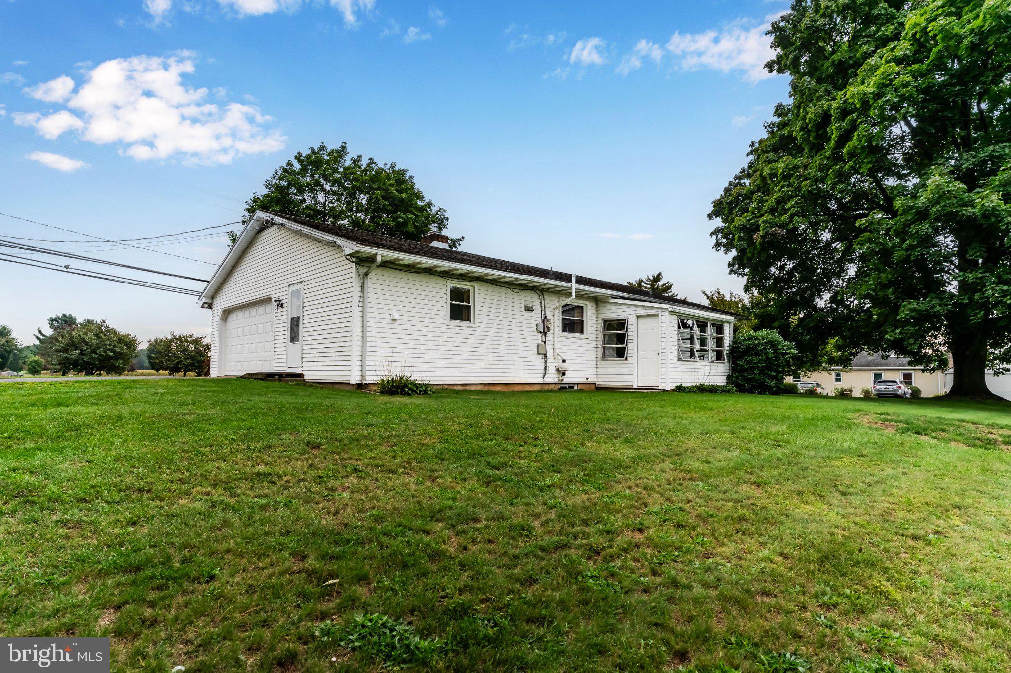 725 Hogestown Rd, Mechanicsburg, PA 17050 photo